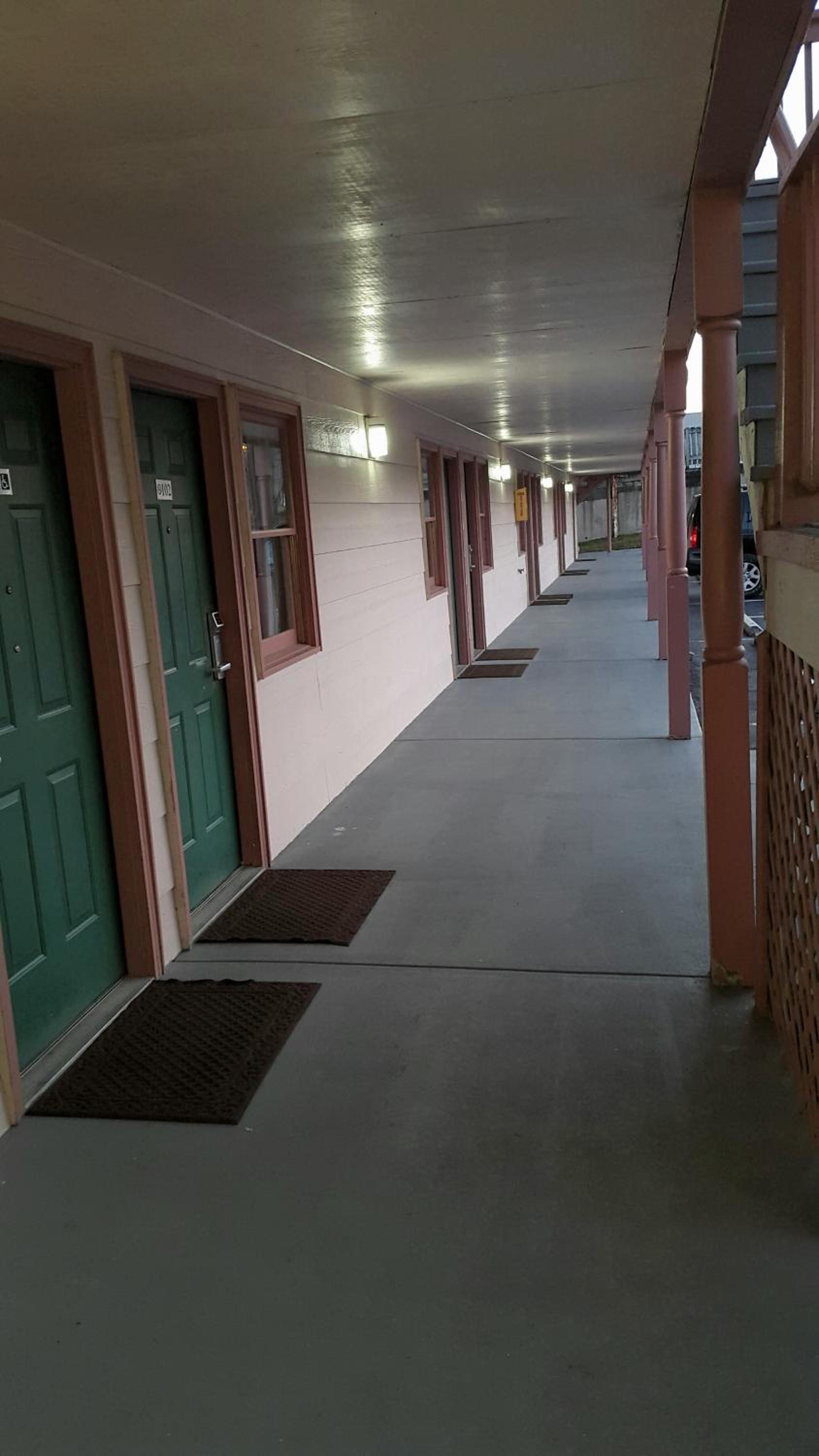 Mountain Valley Inn - Property Image 20