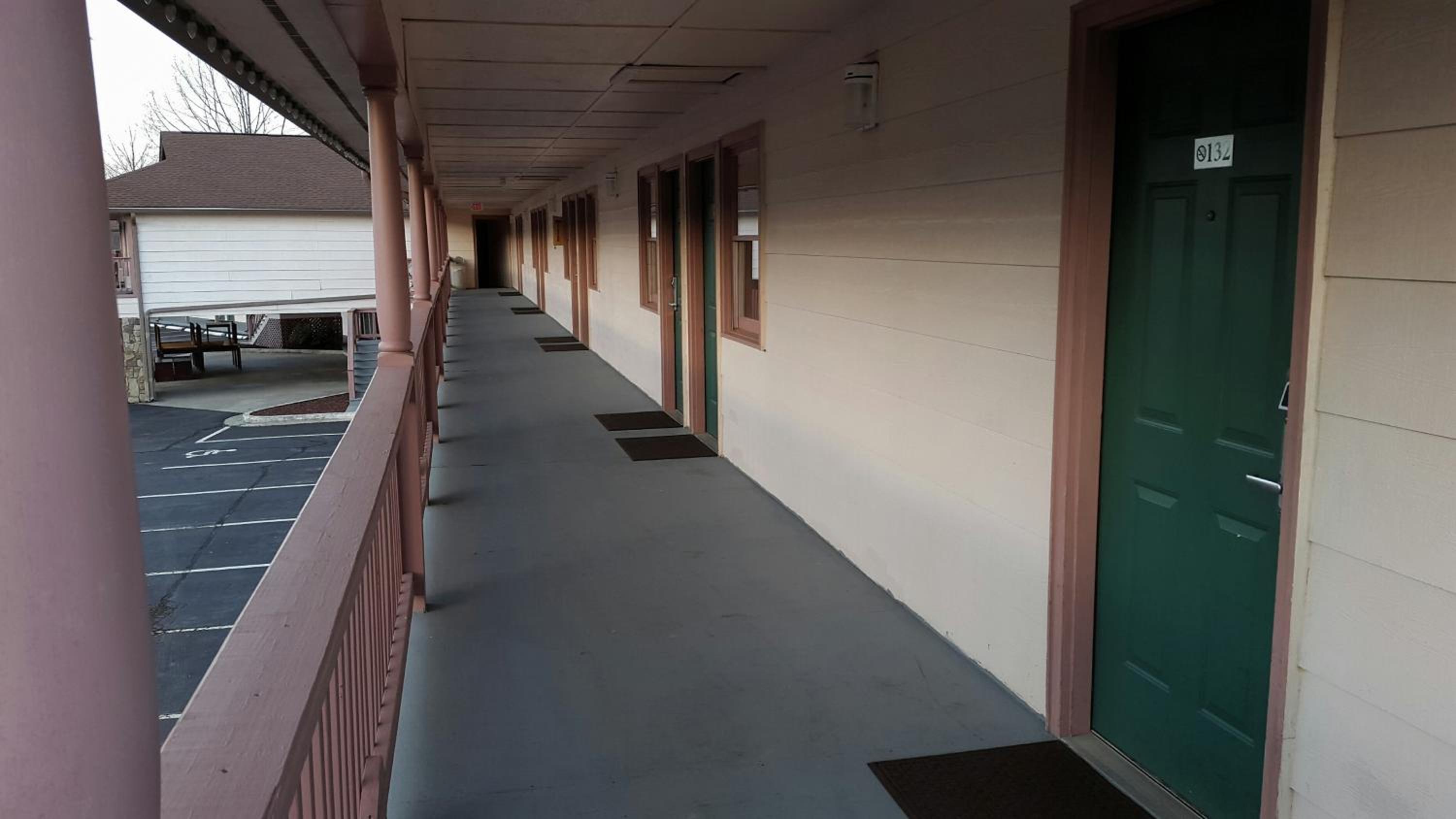 Mountain Valley Inn - Property Image 24