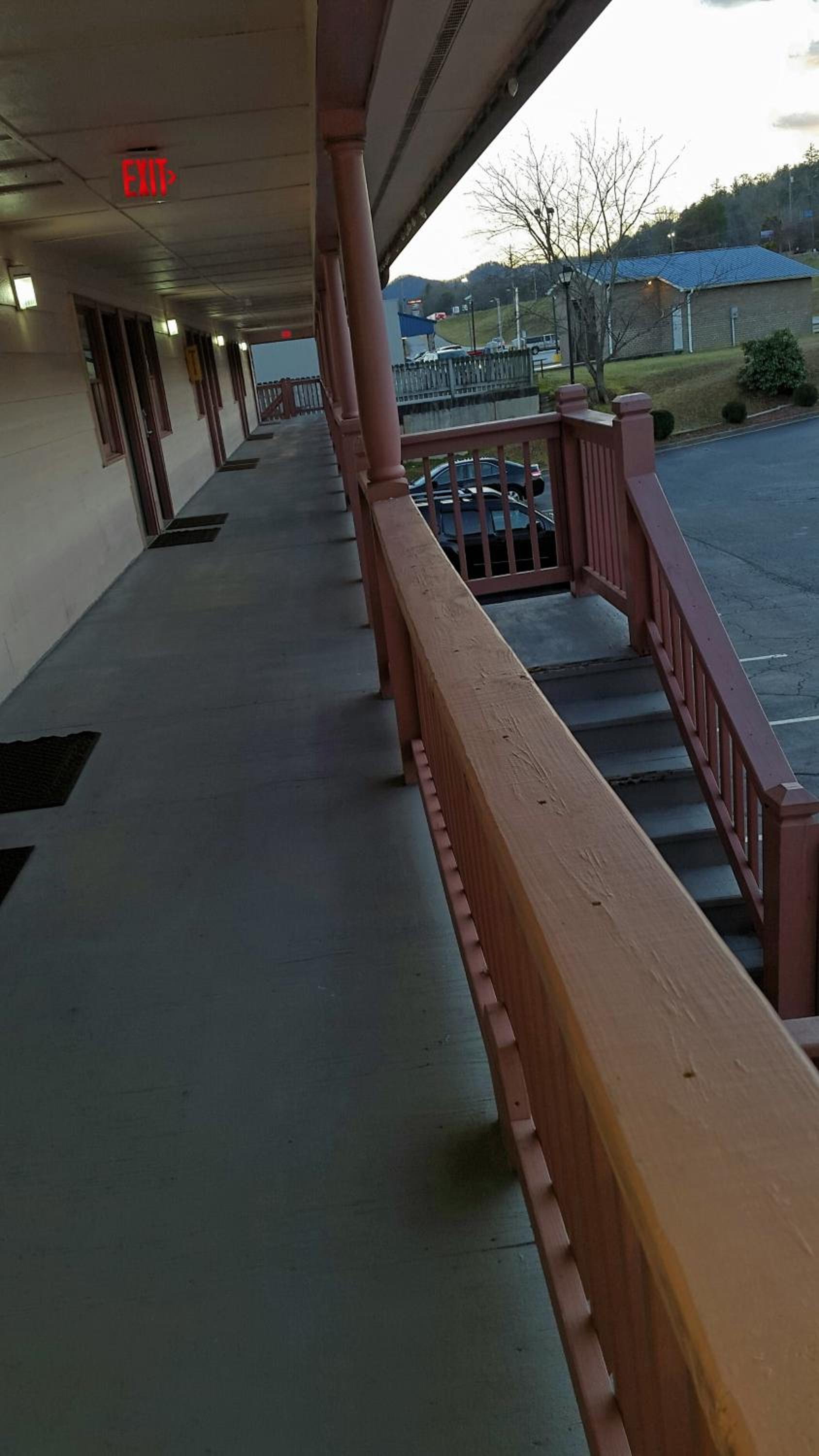 Mountain Valley Inn - Property Image 22