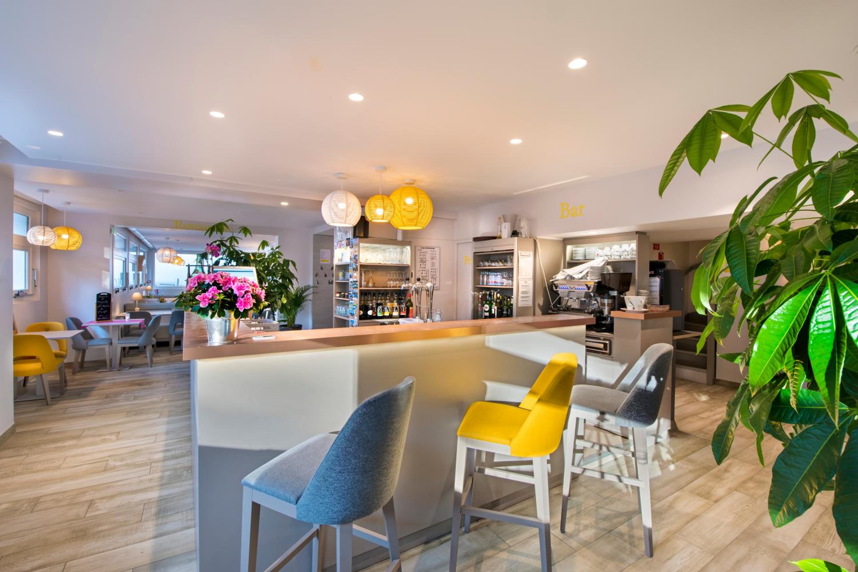 hotel reception