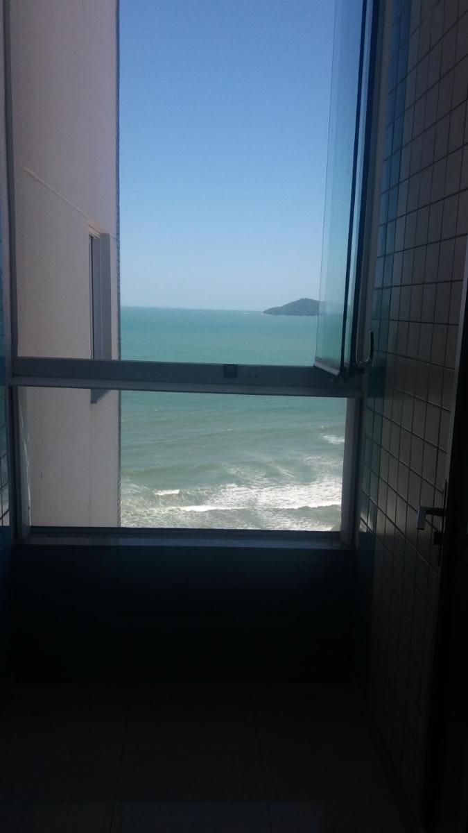 Apartamento frente mar