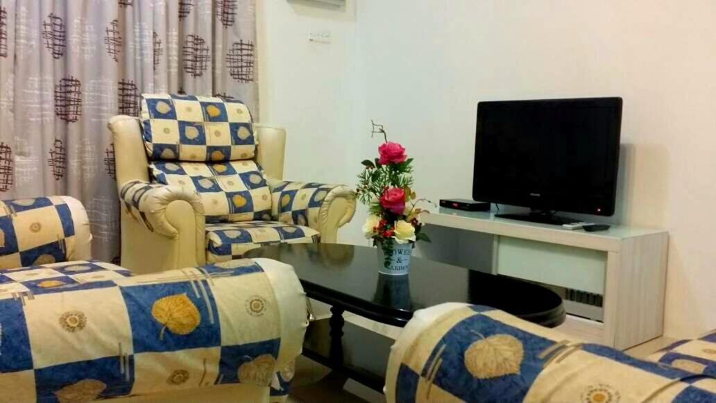 Golden Hill Double Storey Homestay at Night Market photo 2