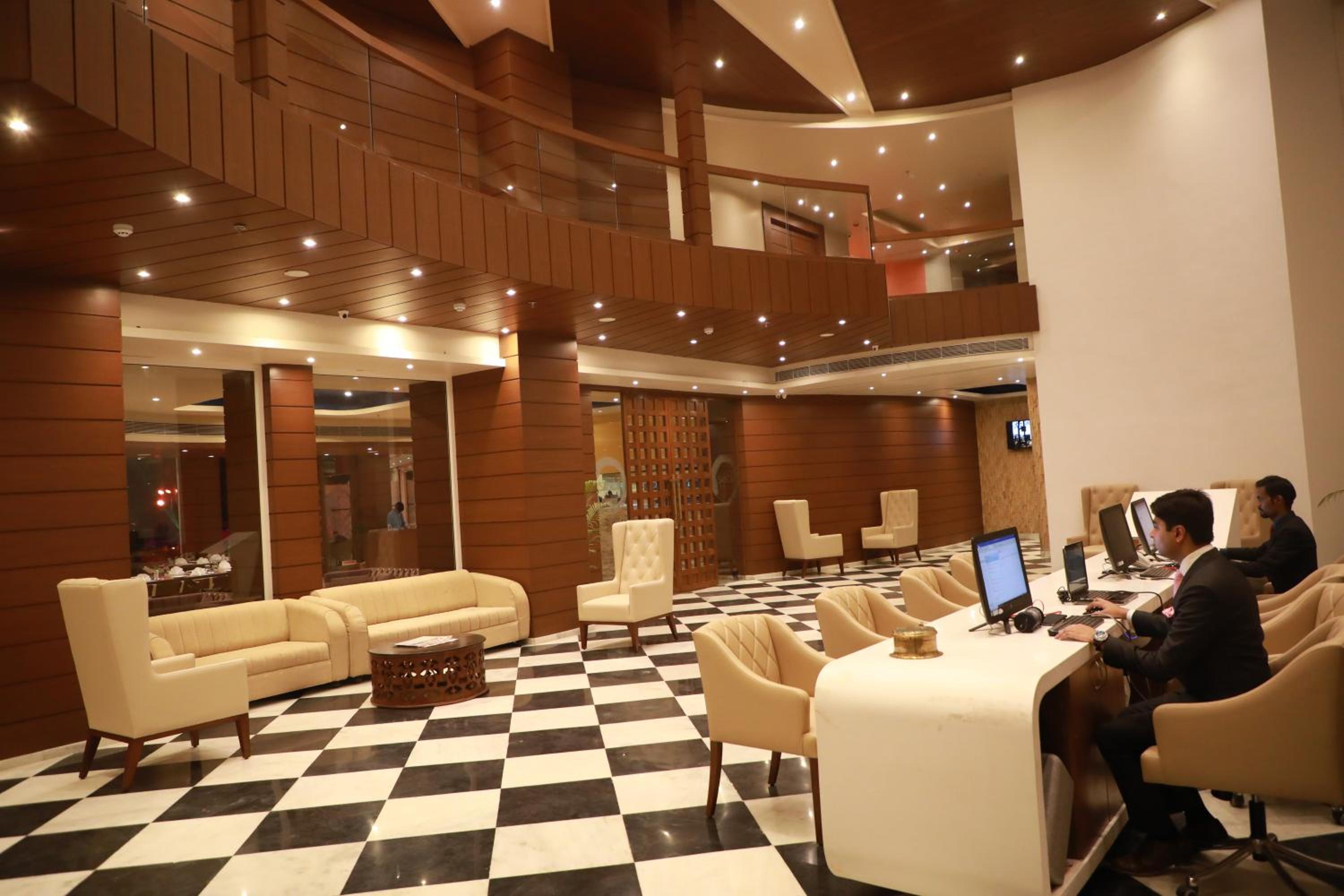 juSTa Luxe Sajjangarh Resort & Spa, Udaipur