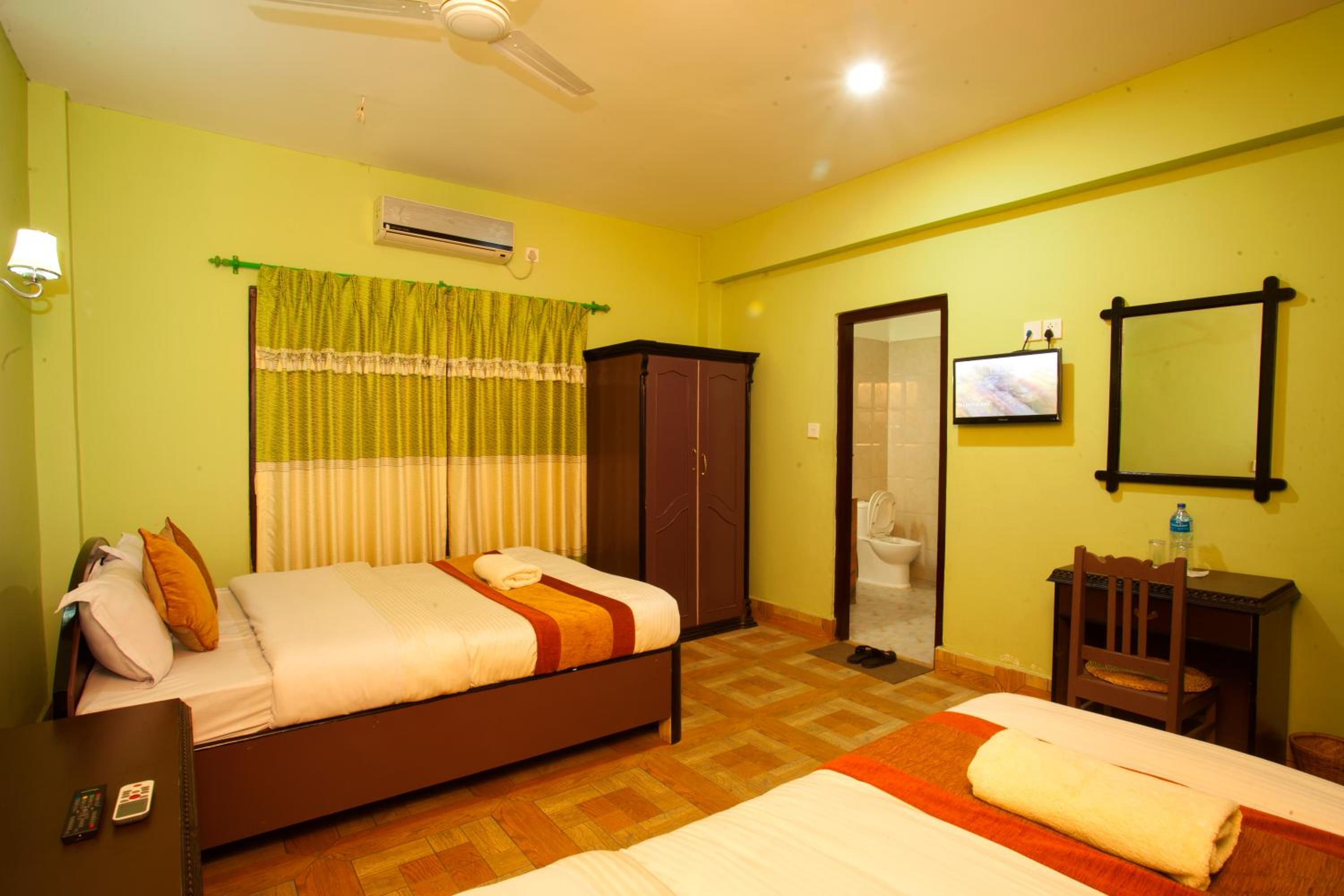 Sauraha Resort