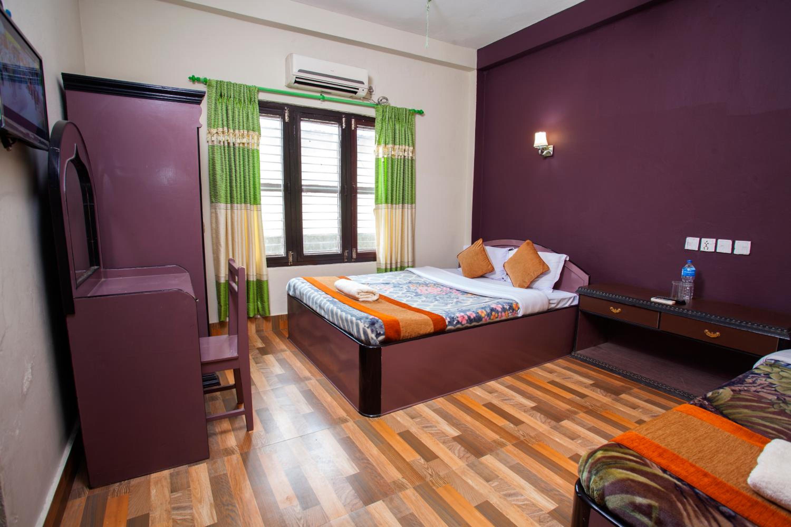 Sauraha Resort