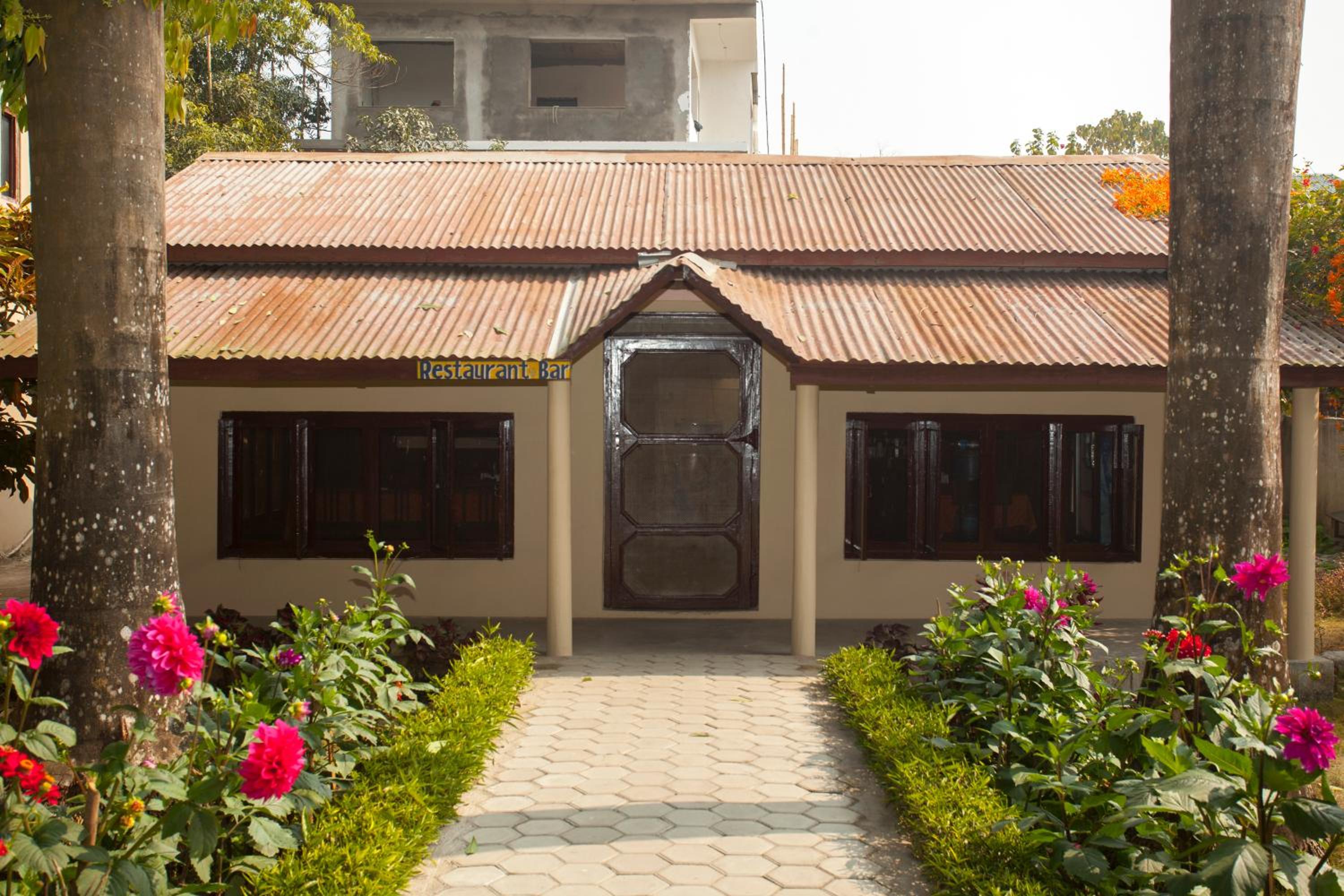 Sauraha Resort