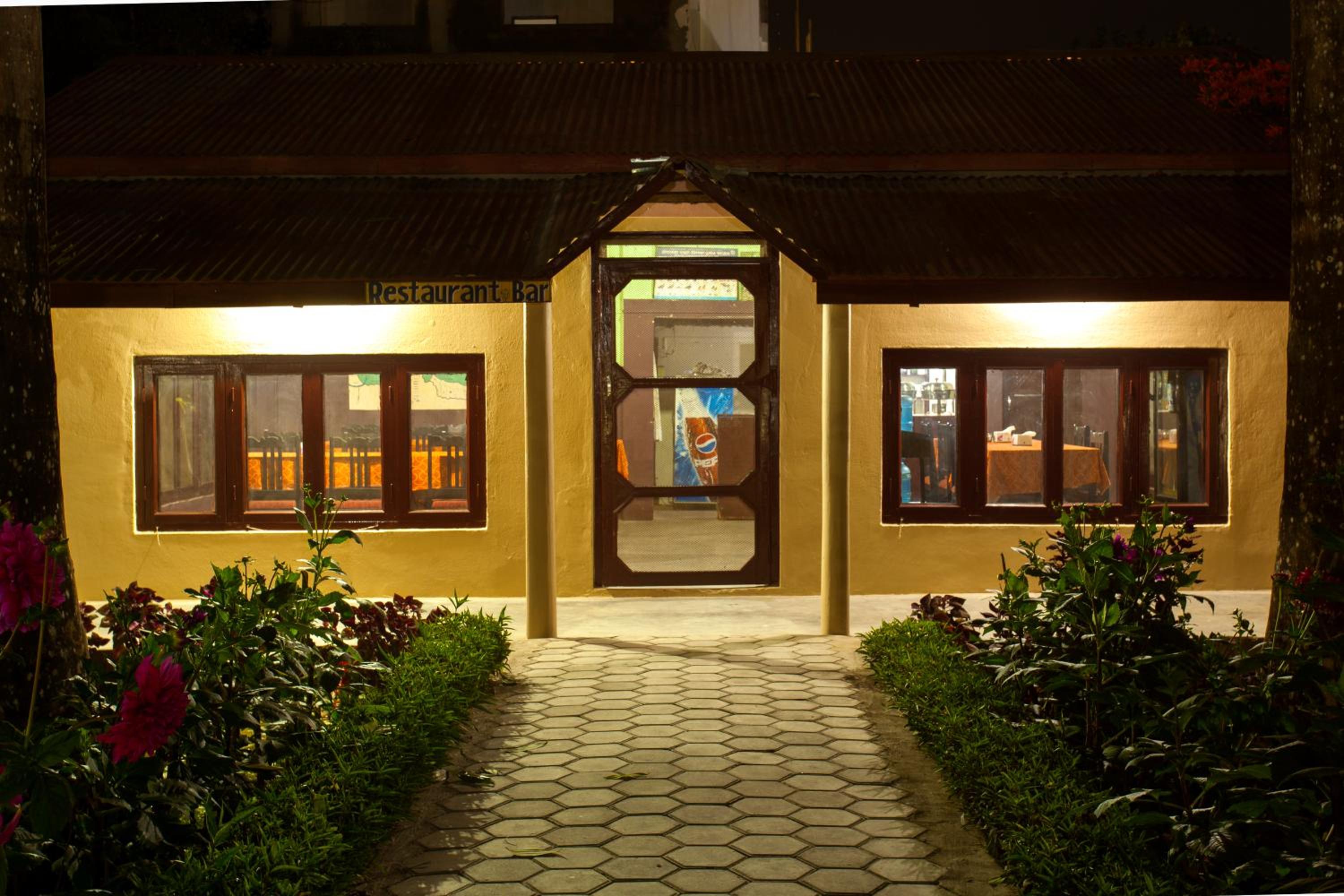 Sauraha Resort