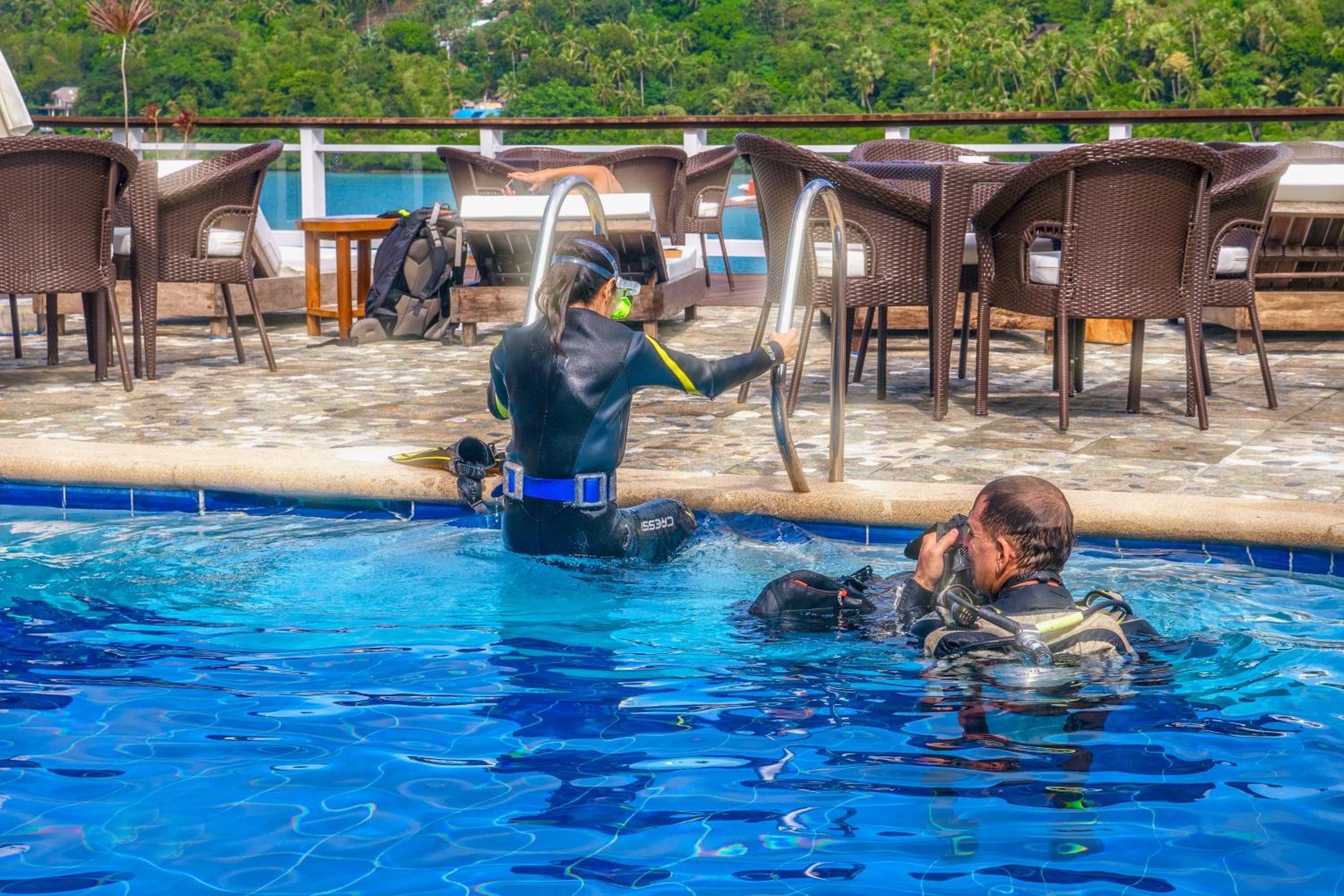 Edgewater Dive & Spa Resort