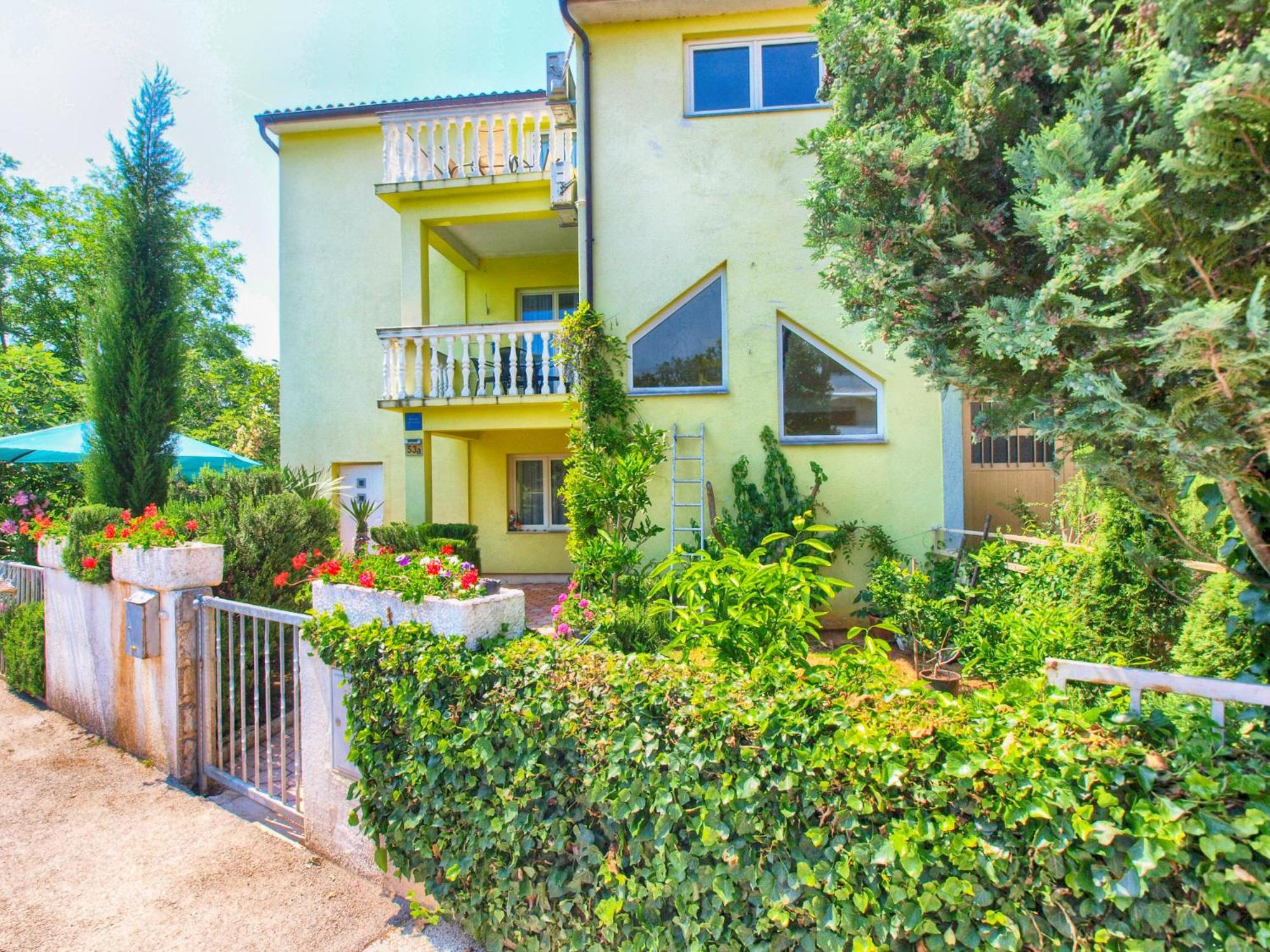 Photo 32