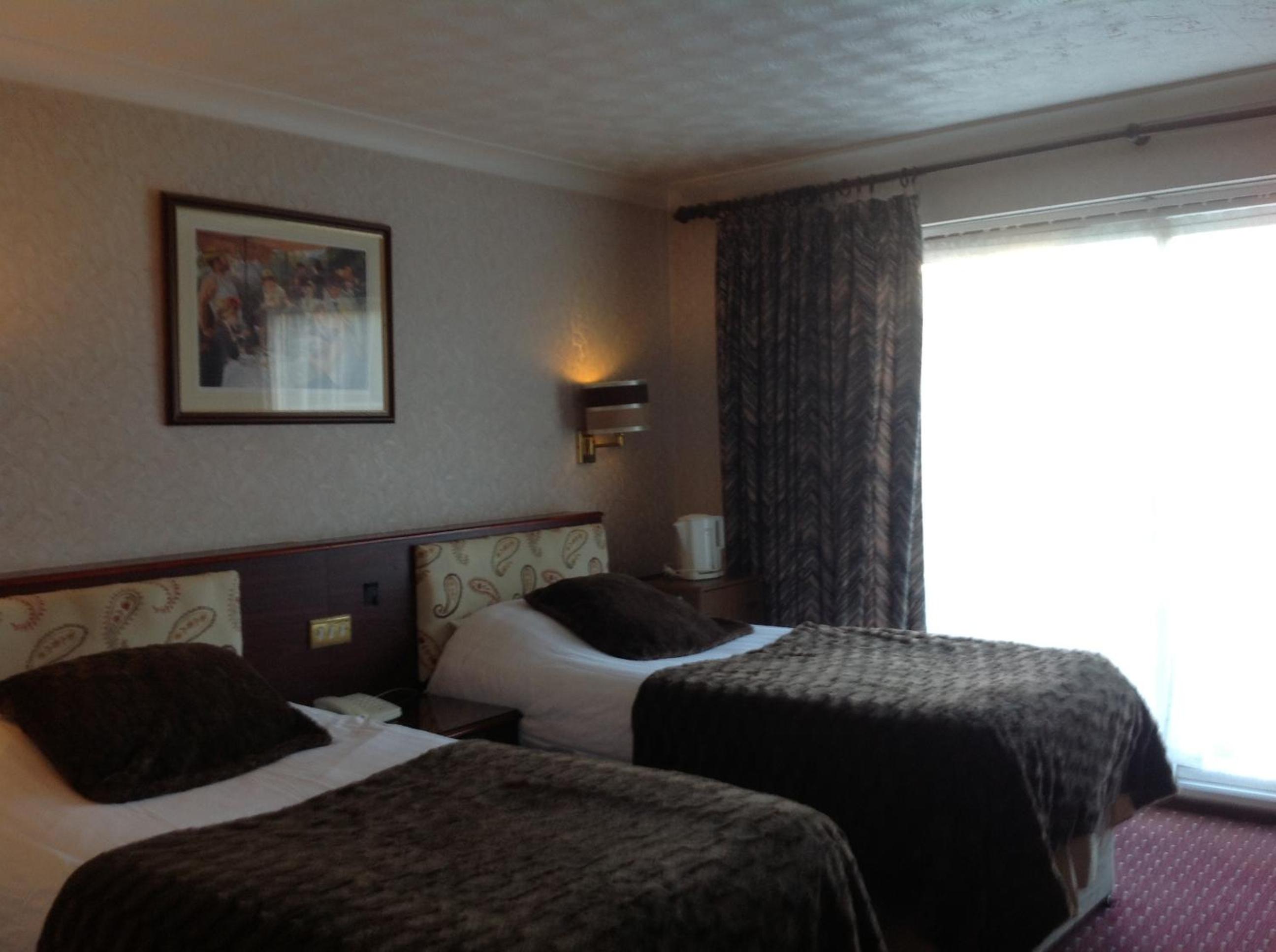 Southport Vacations - Balmoral Lodge Hotel - Property Image 1