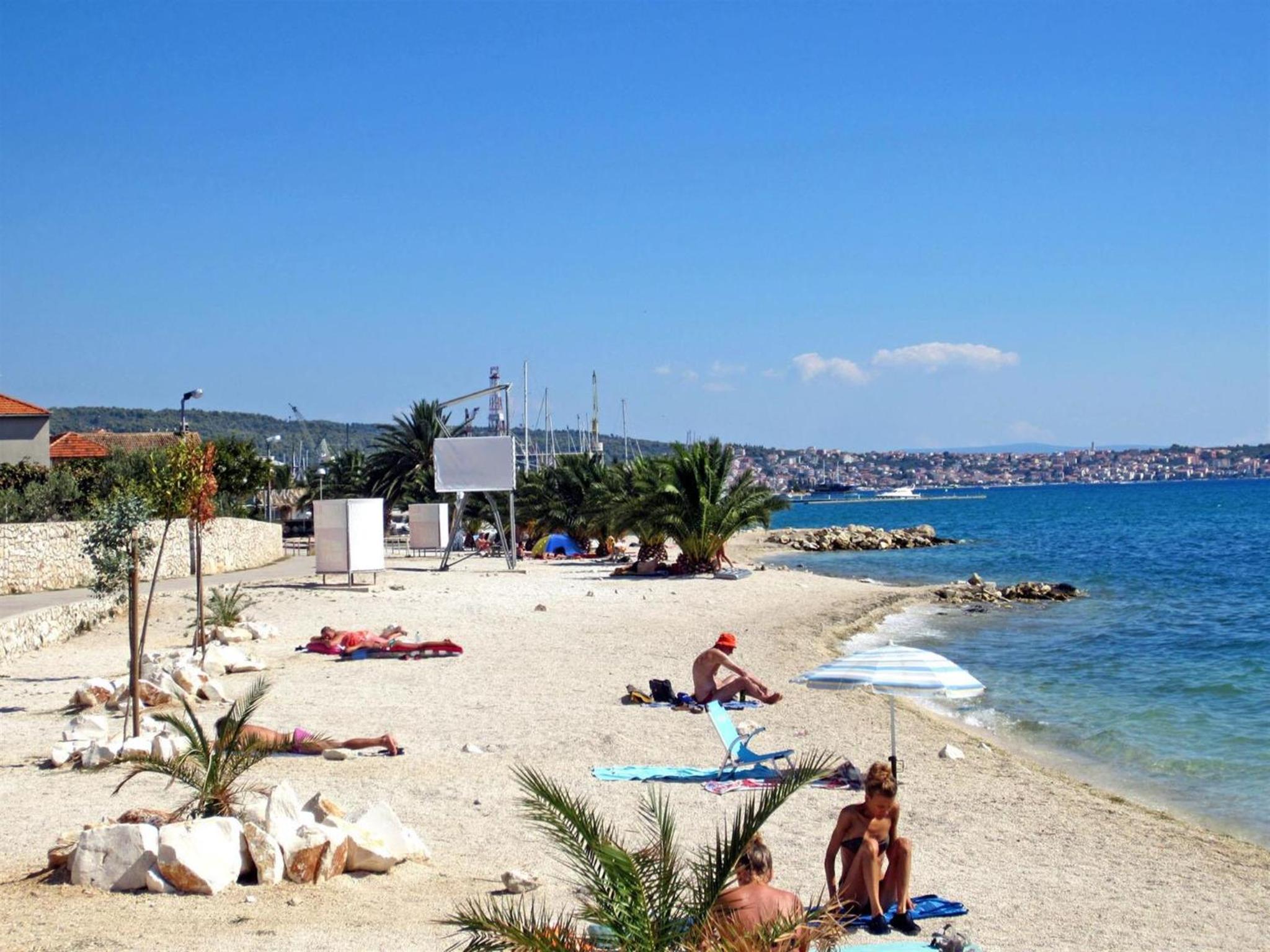 Kaja - right next to the beach