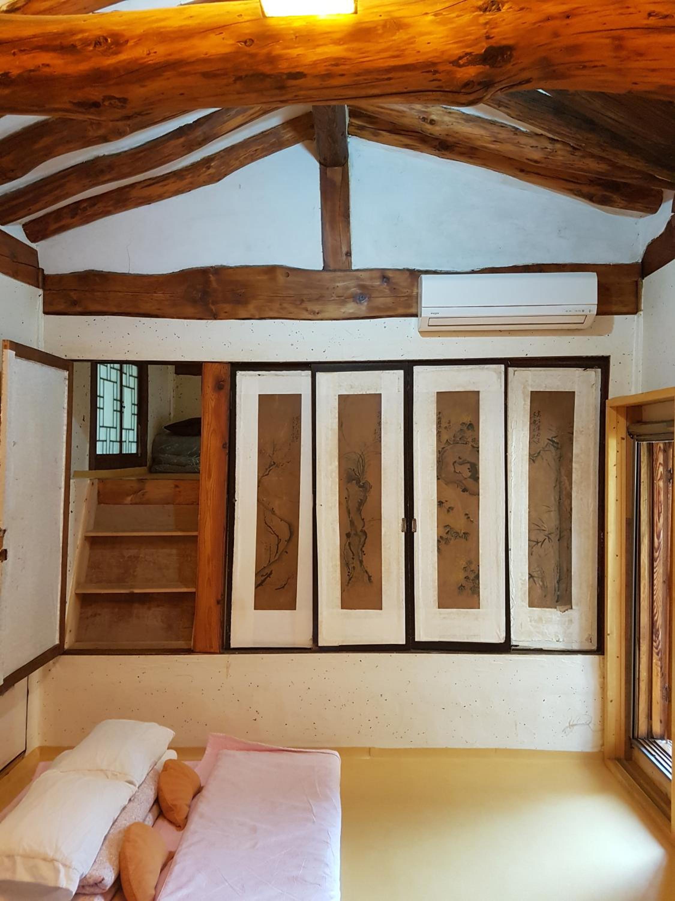 Gongsimga Hanok Guesthouse
