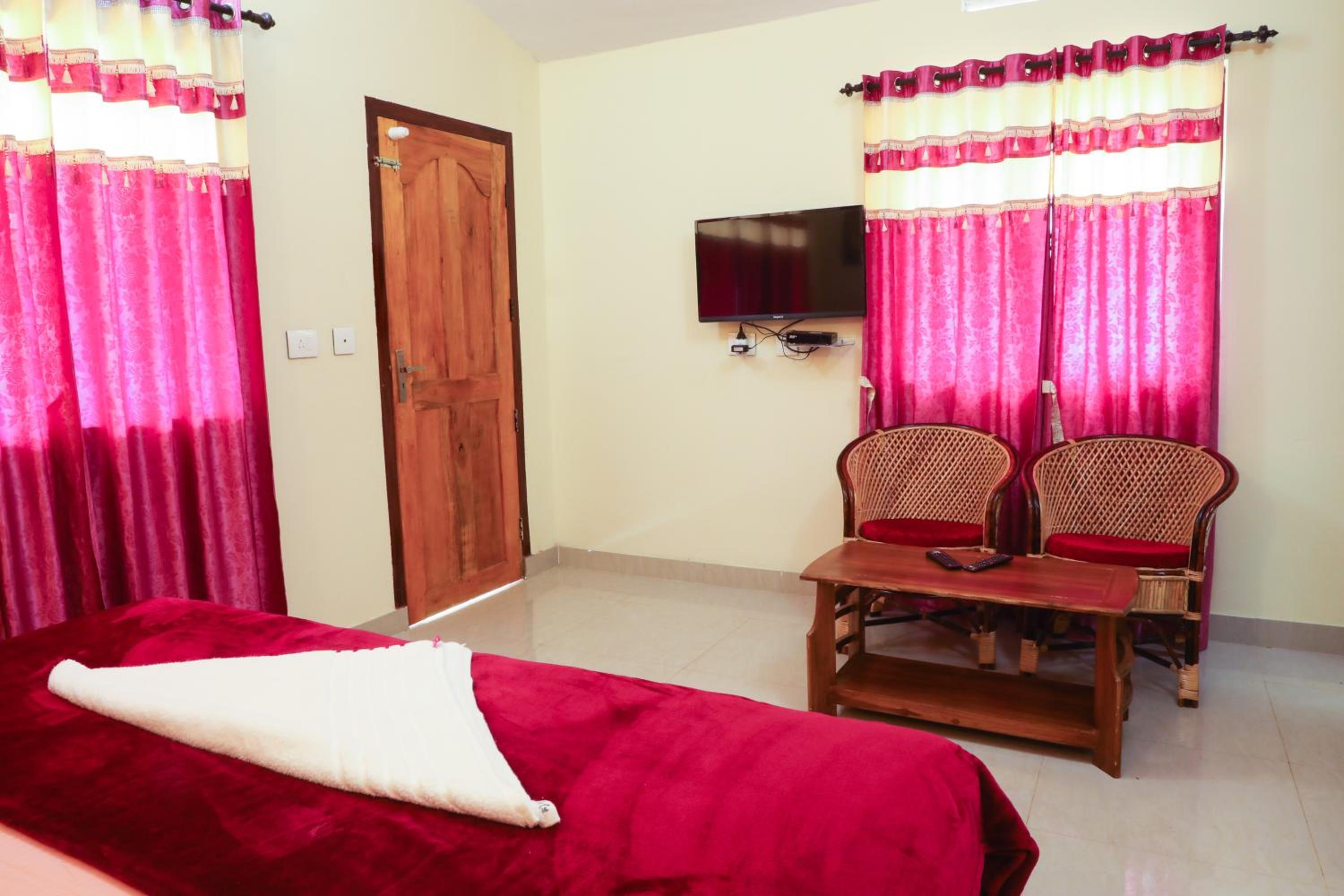 Green Garden Deluxe Room