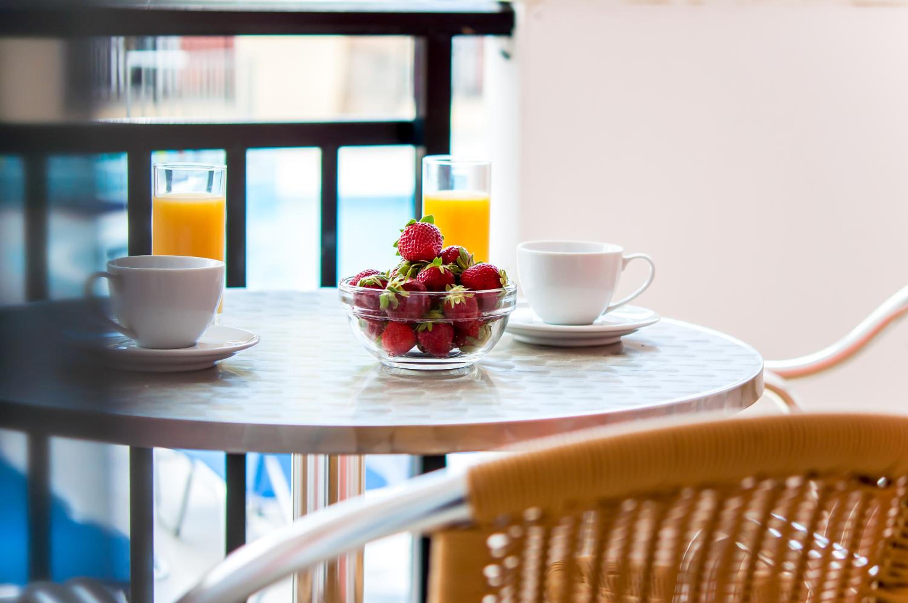 Laganas Vacations - Hera Zakynthos Hotel - Property Image 2