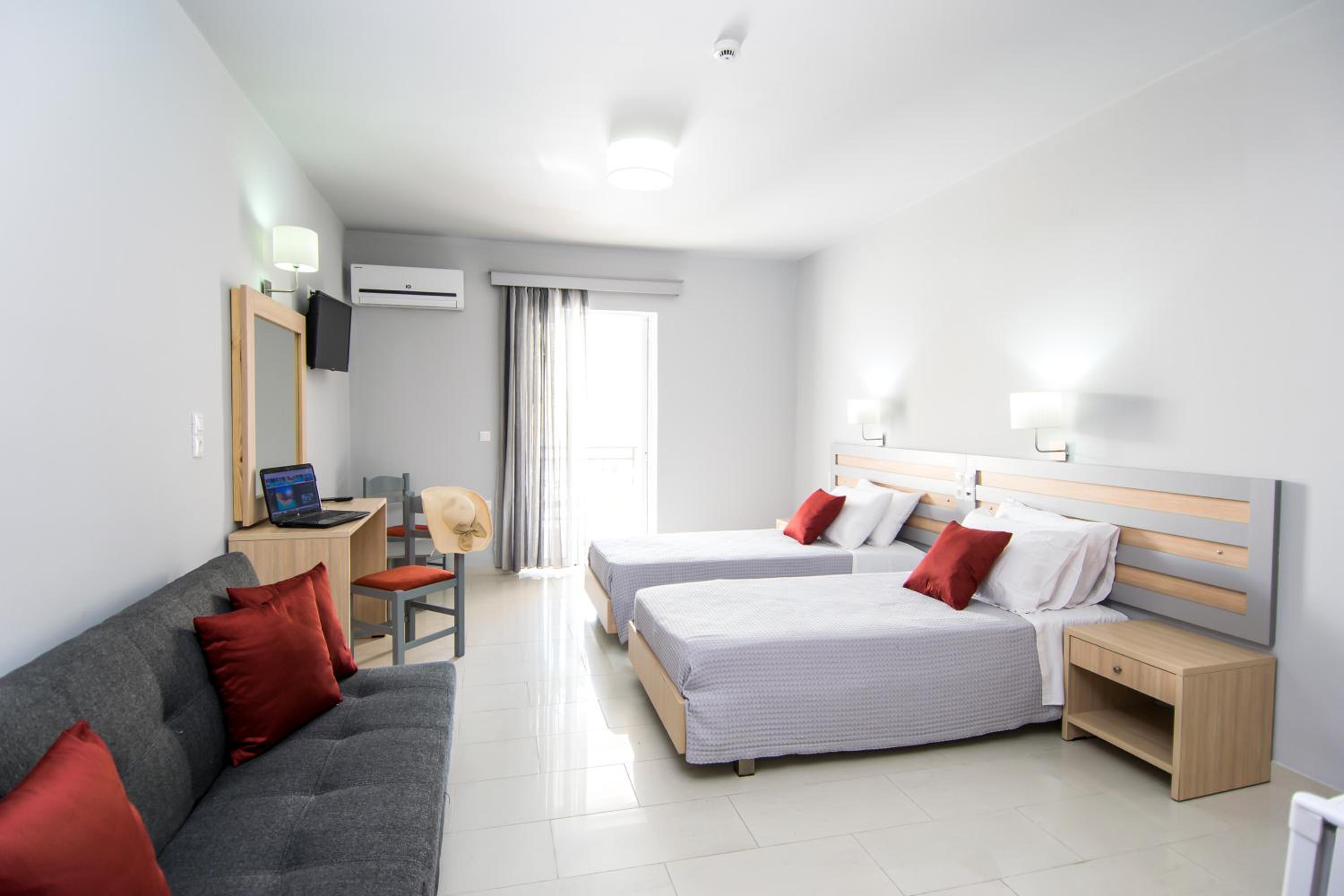Laganas Vacations - Hera Zakynthos Hotel - Property Image 5
