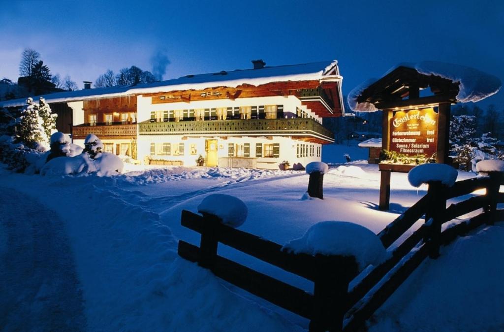 Hotel Gästehaus und Ferienwohnungen Egglerlehen - Image 1