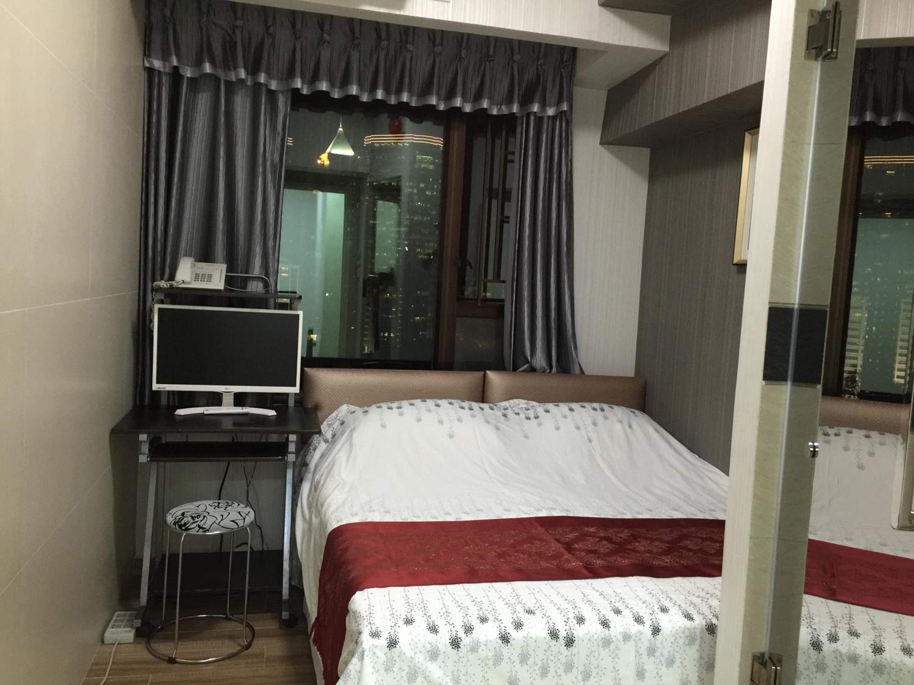 Hong Kong Tai San Guest House (Burlington Branch)