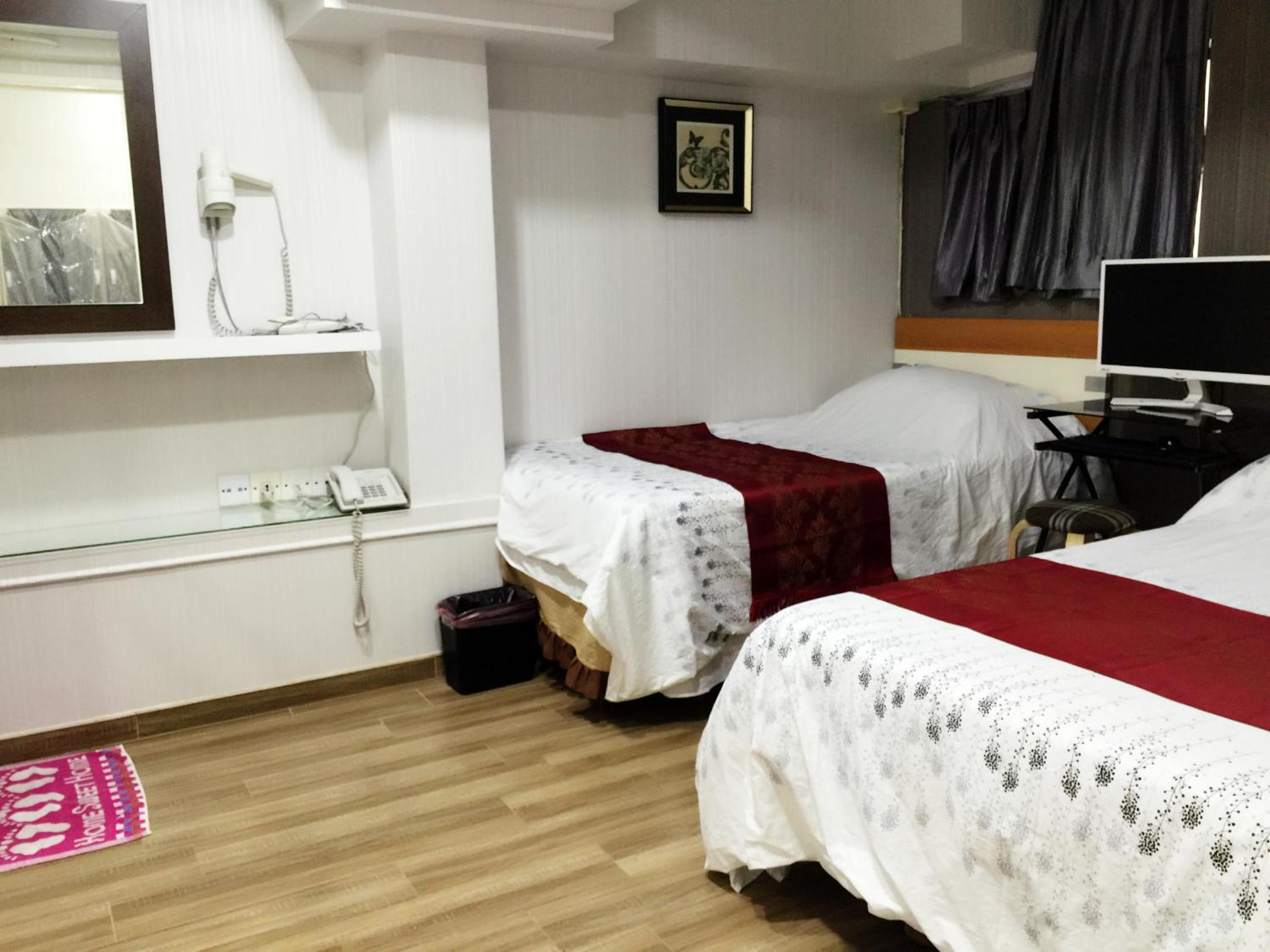 Hong Kong Tai San Guest House (Burlington Branch)