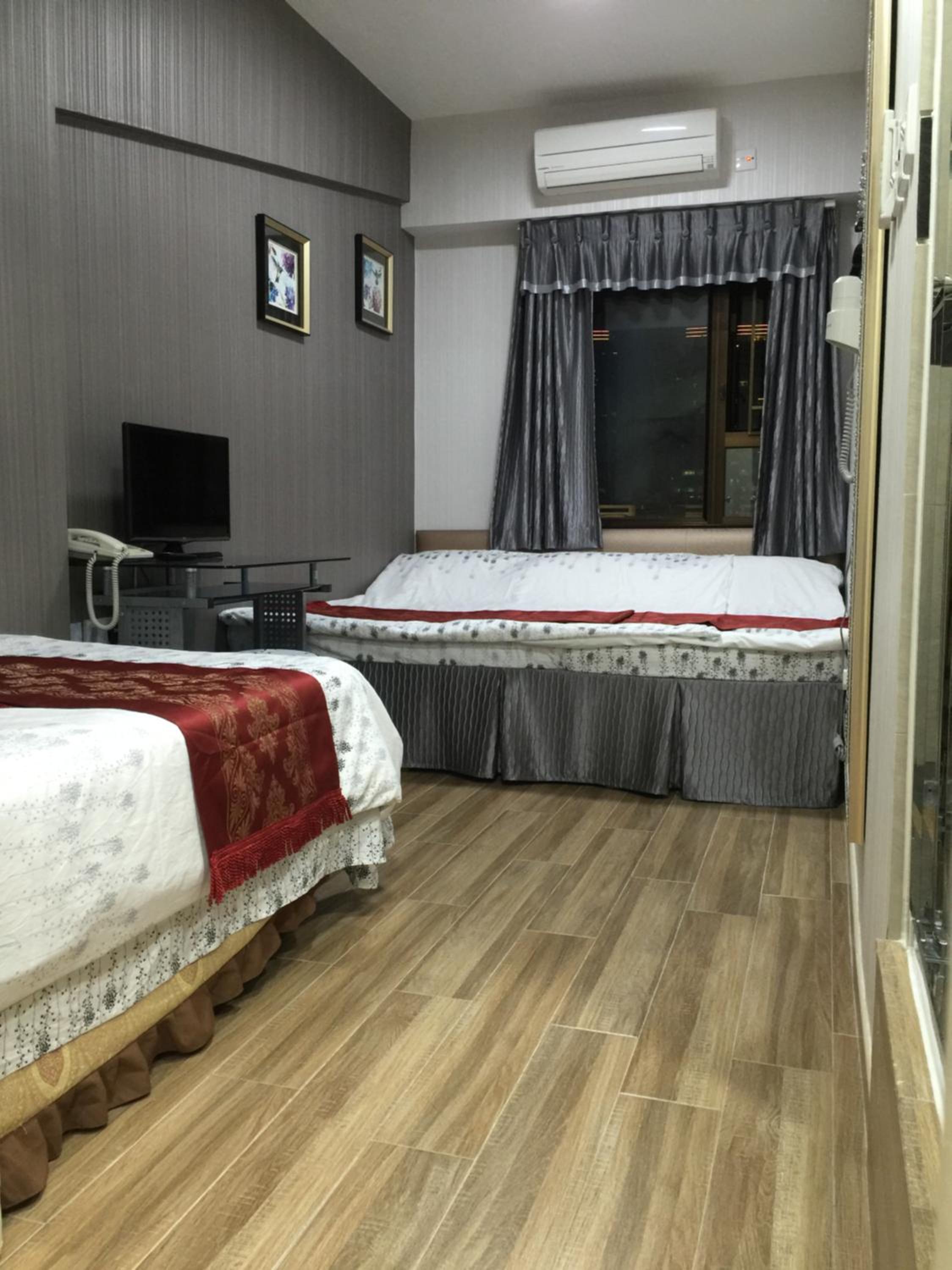 Hong Kong Tai San Guest House (Burlington Branch)