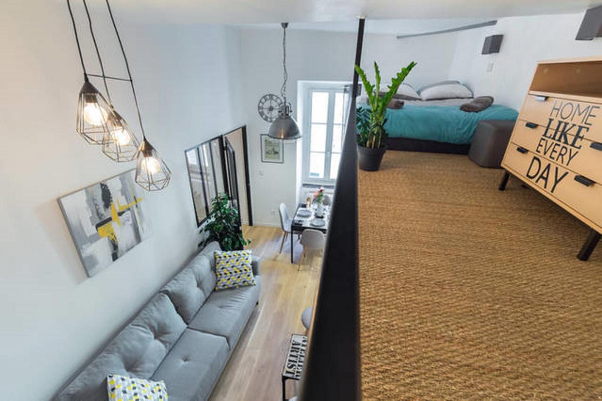 ANGLE DROIT- LOFT CHARMANT ET ATYPIQUE, CLIMATISATION, Vieux-Nice view 4
