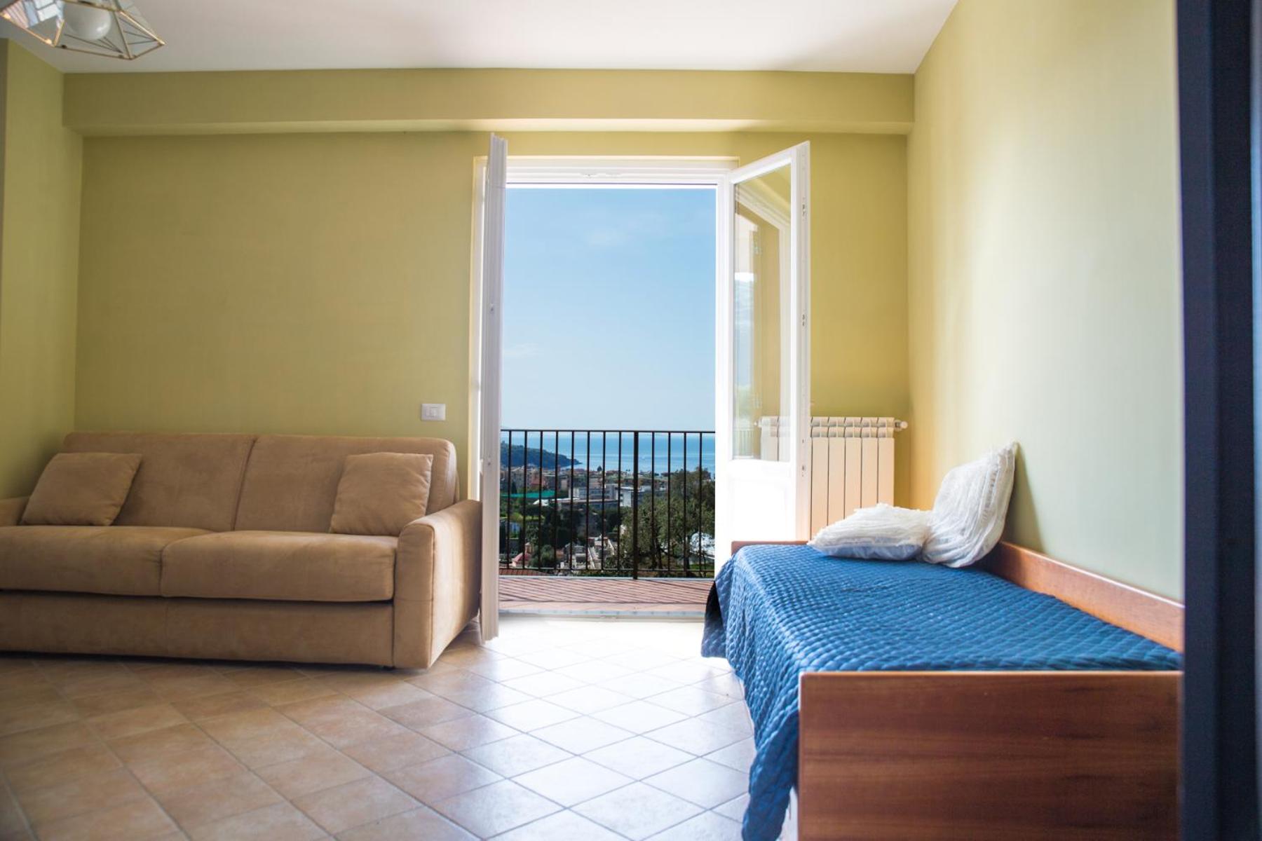 Lemon Flats Sorrento