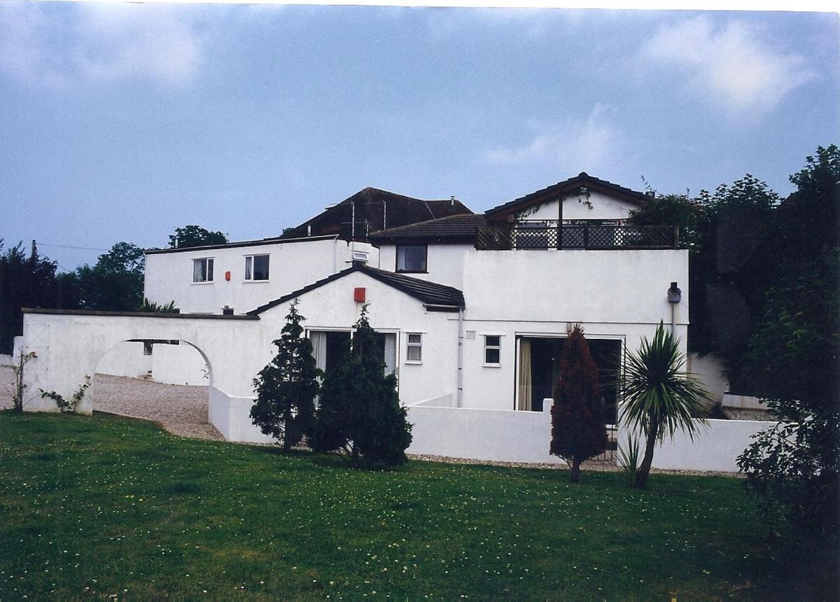 Appletree Bungalow view 4