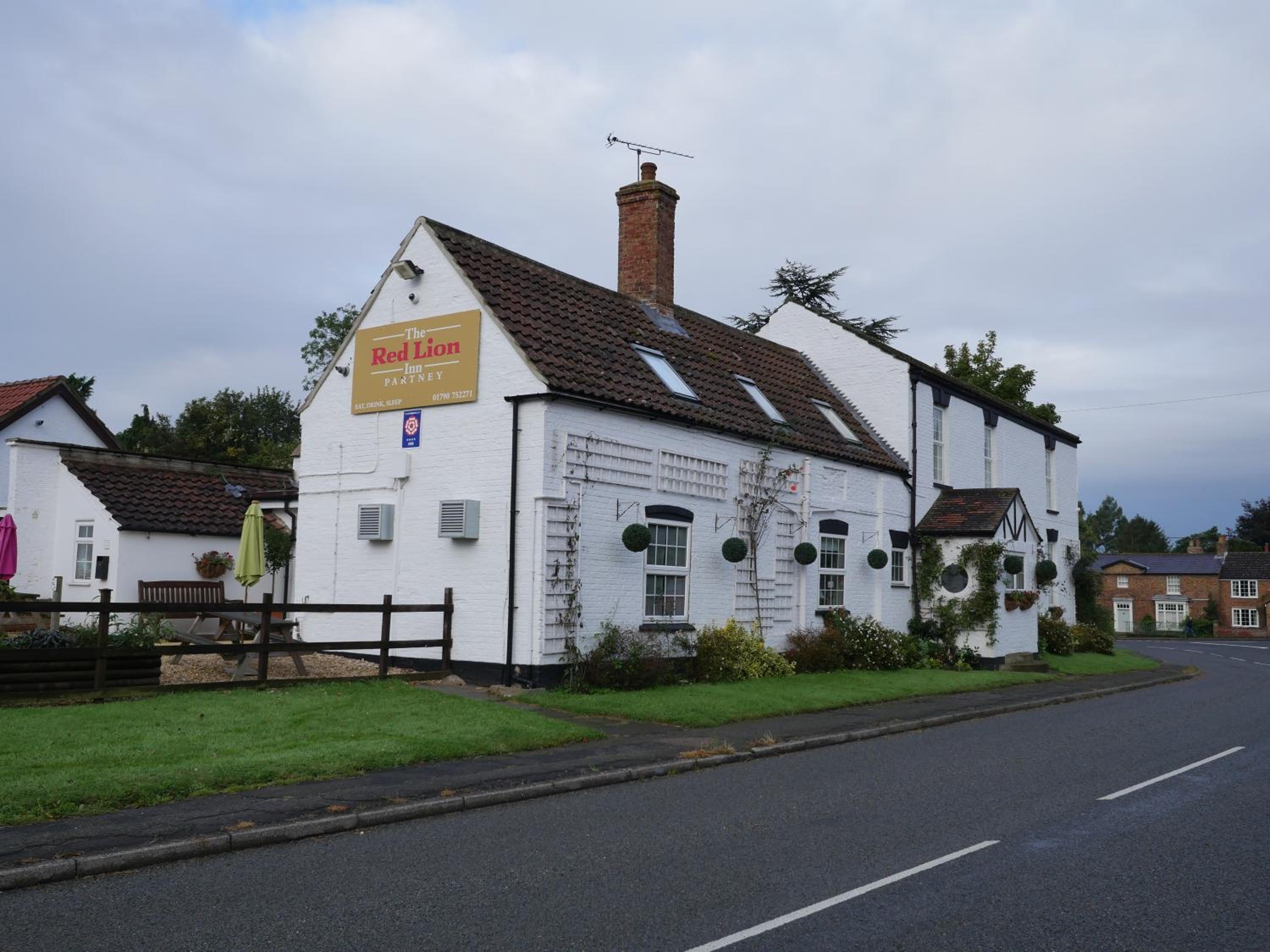 The Red Lion Inn Partney
