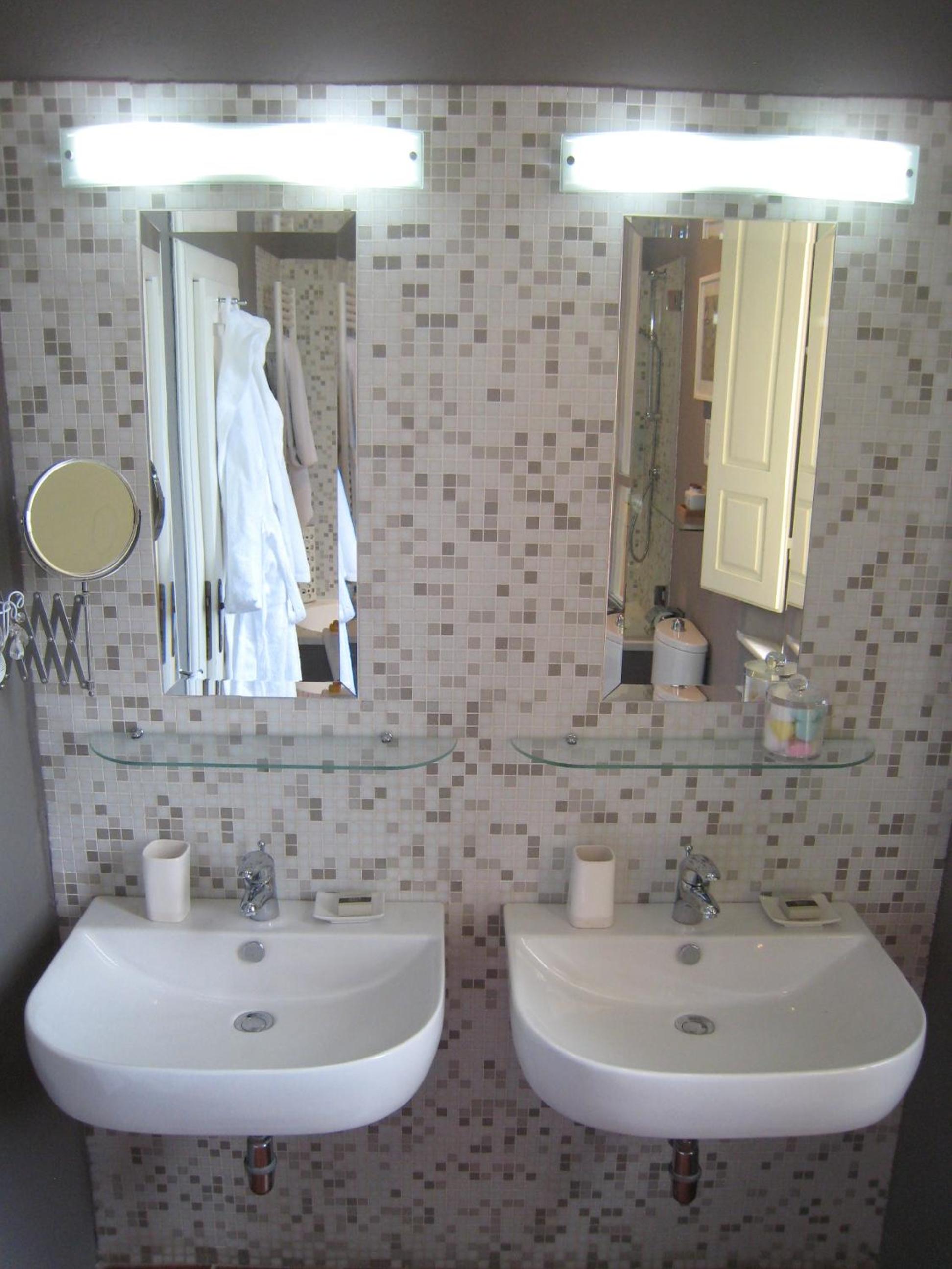 Photo 20