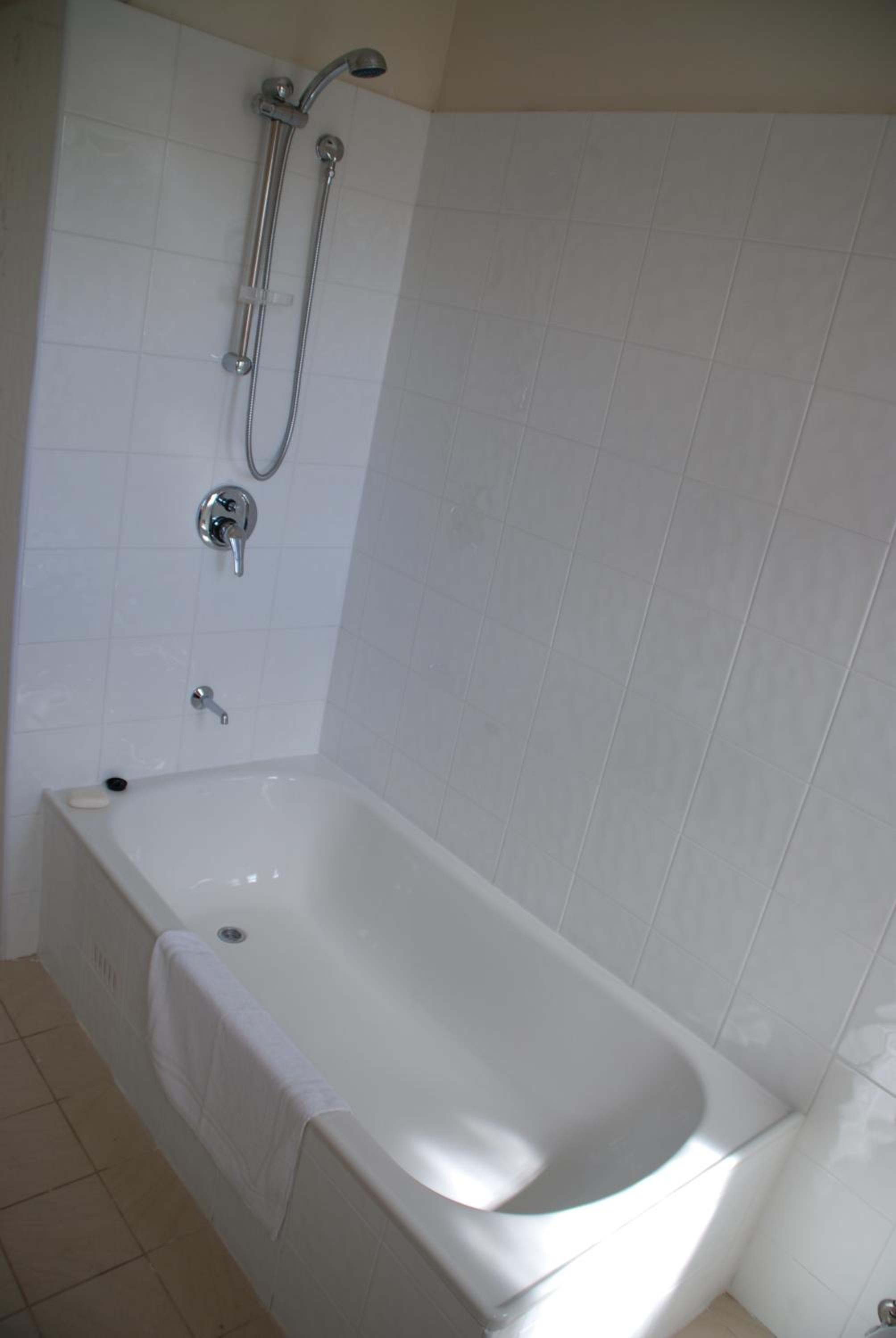 Accommodation Sydney Rockdale - 2 Bdr Pet Friendly Budget Apartment