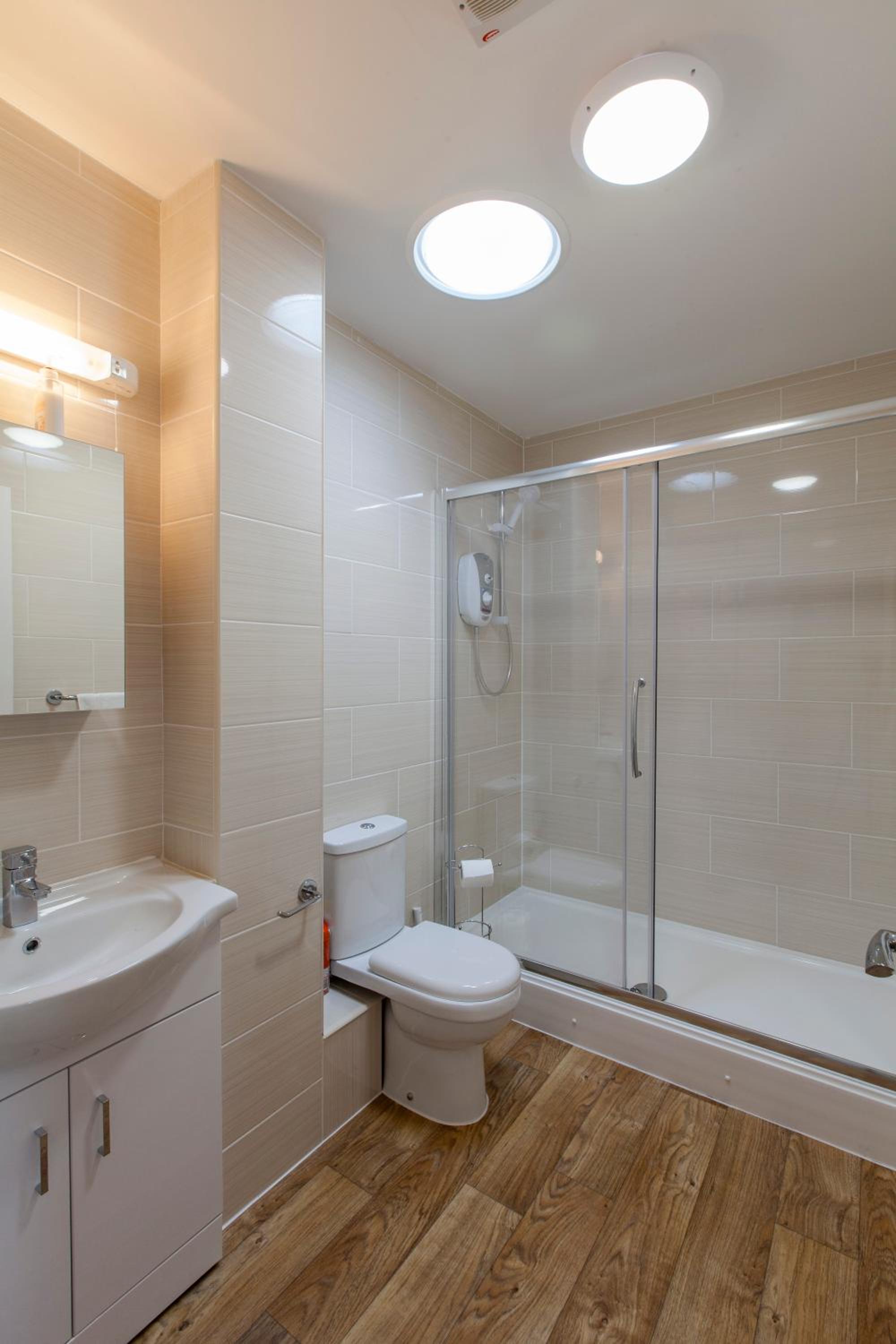 Castle Point Apartments Southampton Premier Lodge