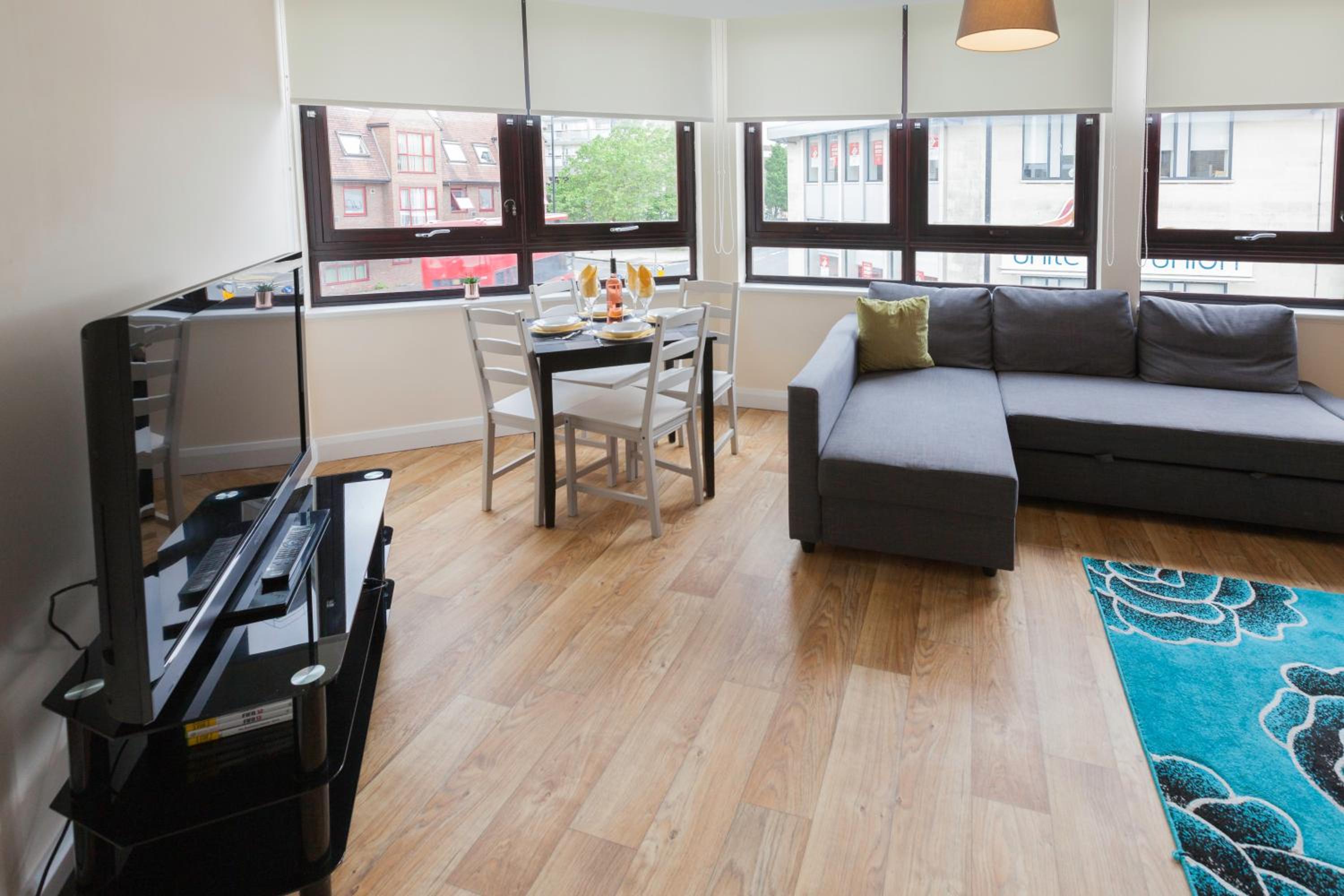 Castle Point Apartments Southampton Premier Lodge