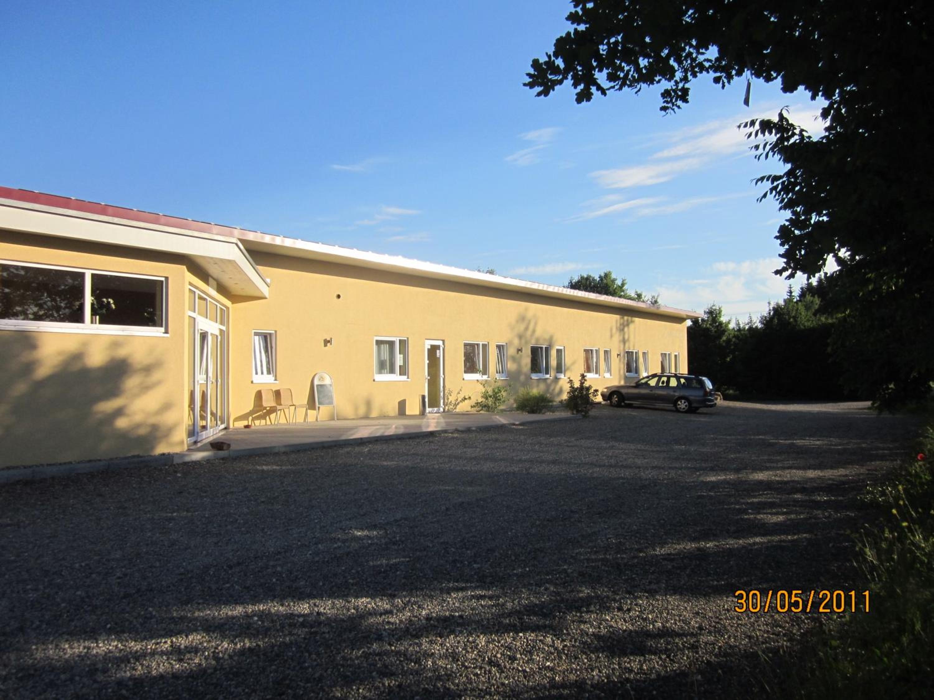 Photo 6