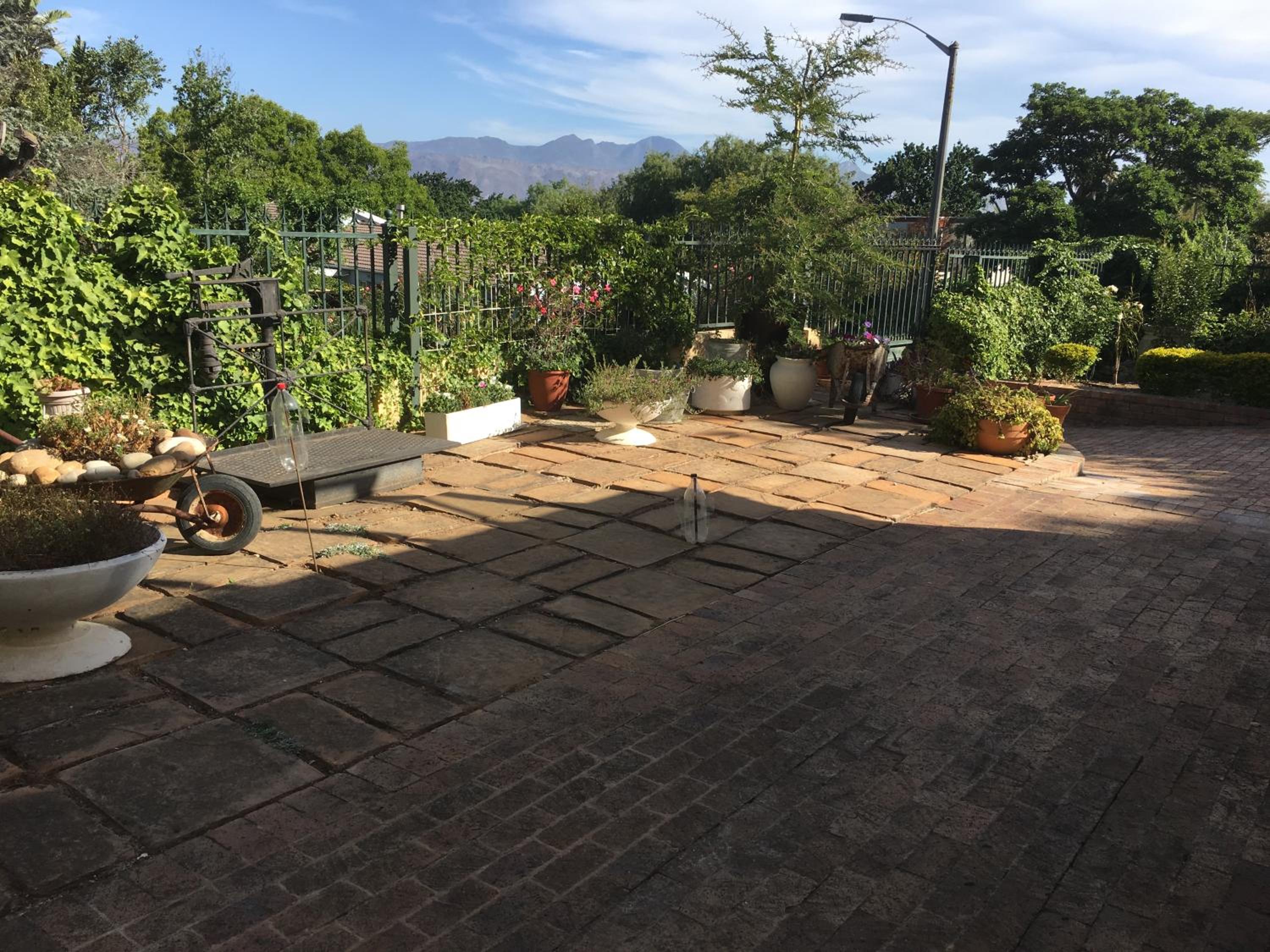 Geranium Studio view 5