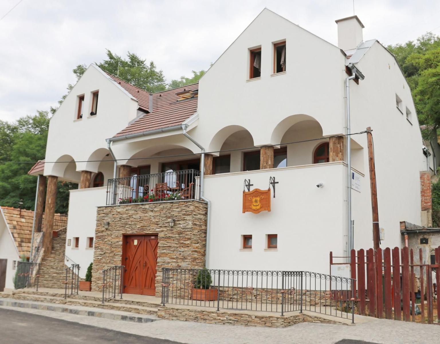 Penzión Kállai a Vináreň