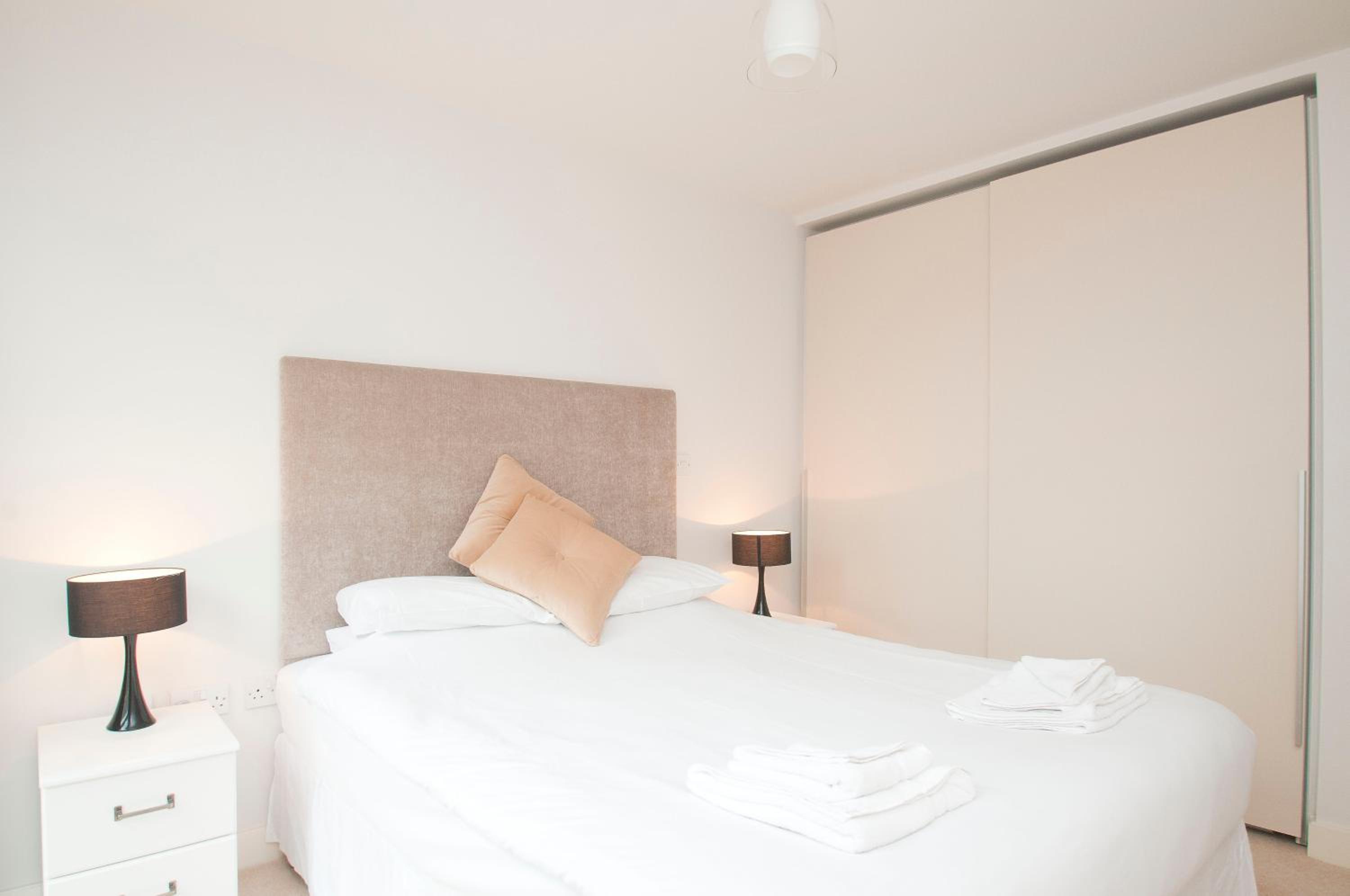 Cleyro Serviced Apartments - Finzels Reach
