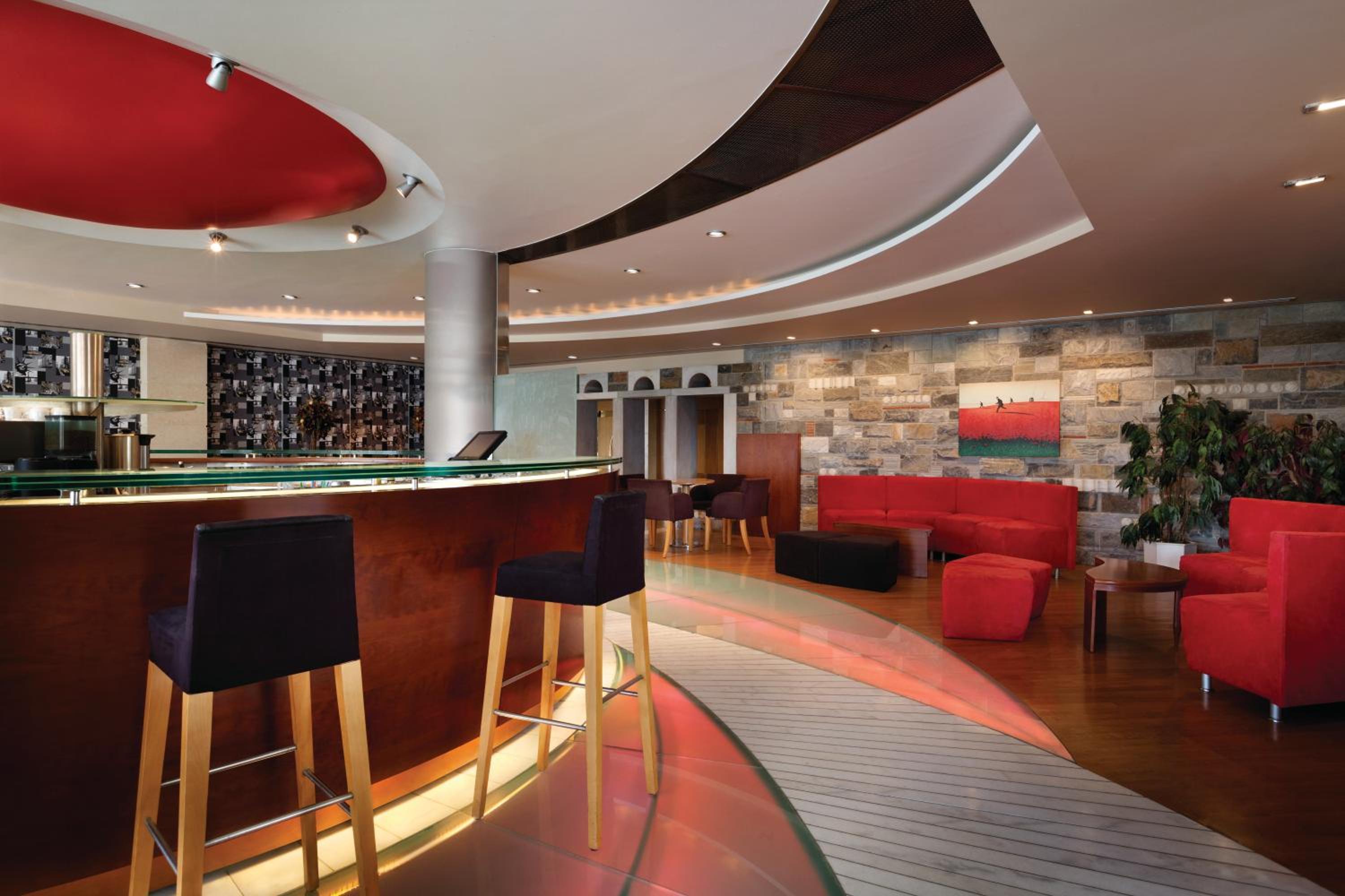 Loutraki Vacations - Ramada Loutraki Poseidon Resort - Property Image 12