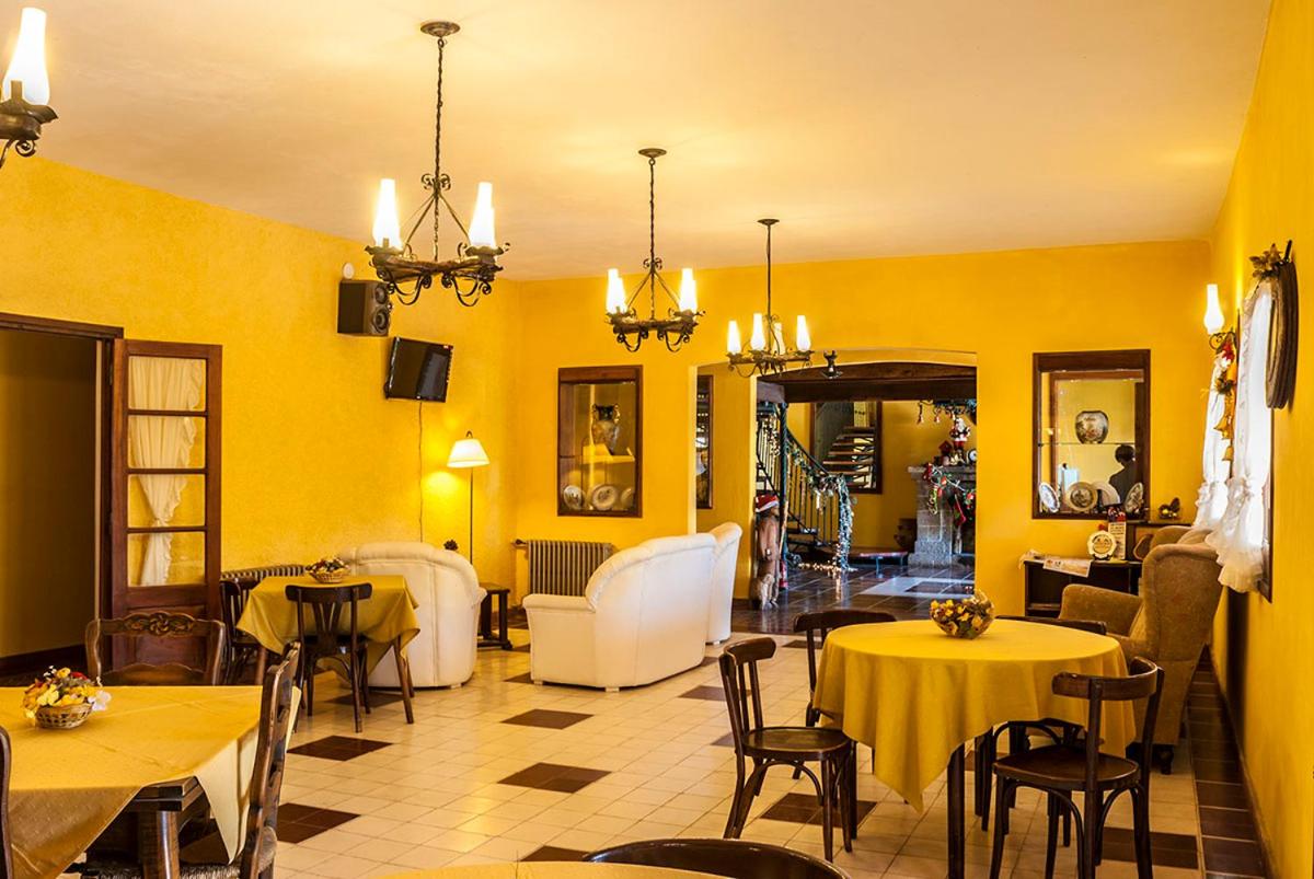 Tico Tico Apart