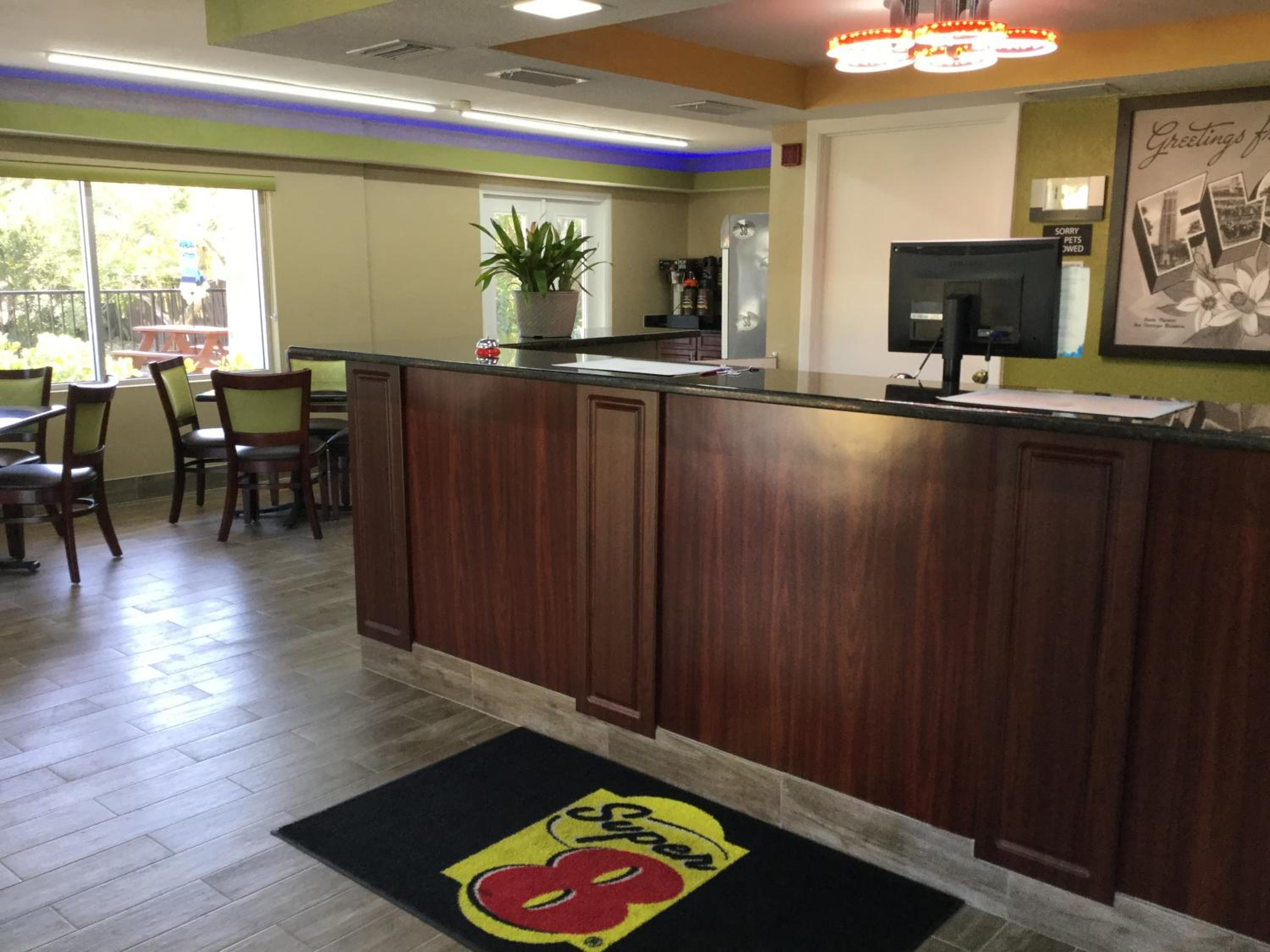 Super 8 by Wyndham Sarasota Near Siesta Key, Zdjęcie 27
