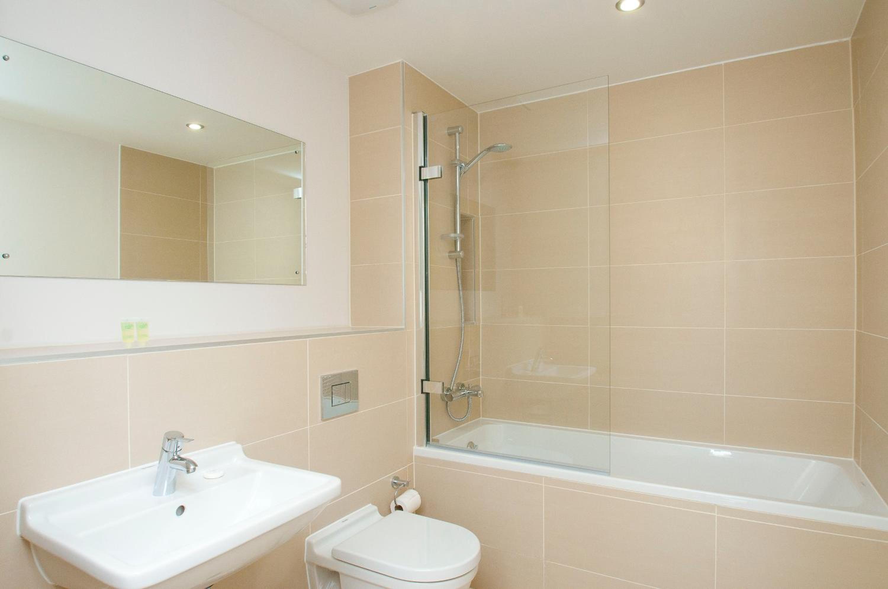 Cleyro Serviced Apartments - Finzels Reach