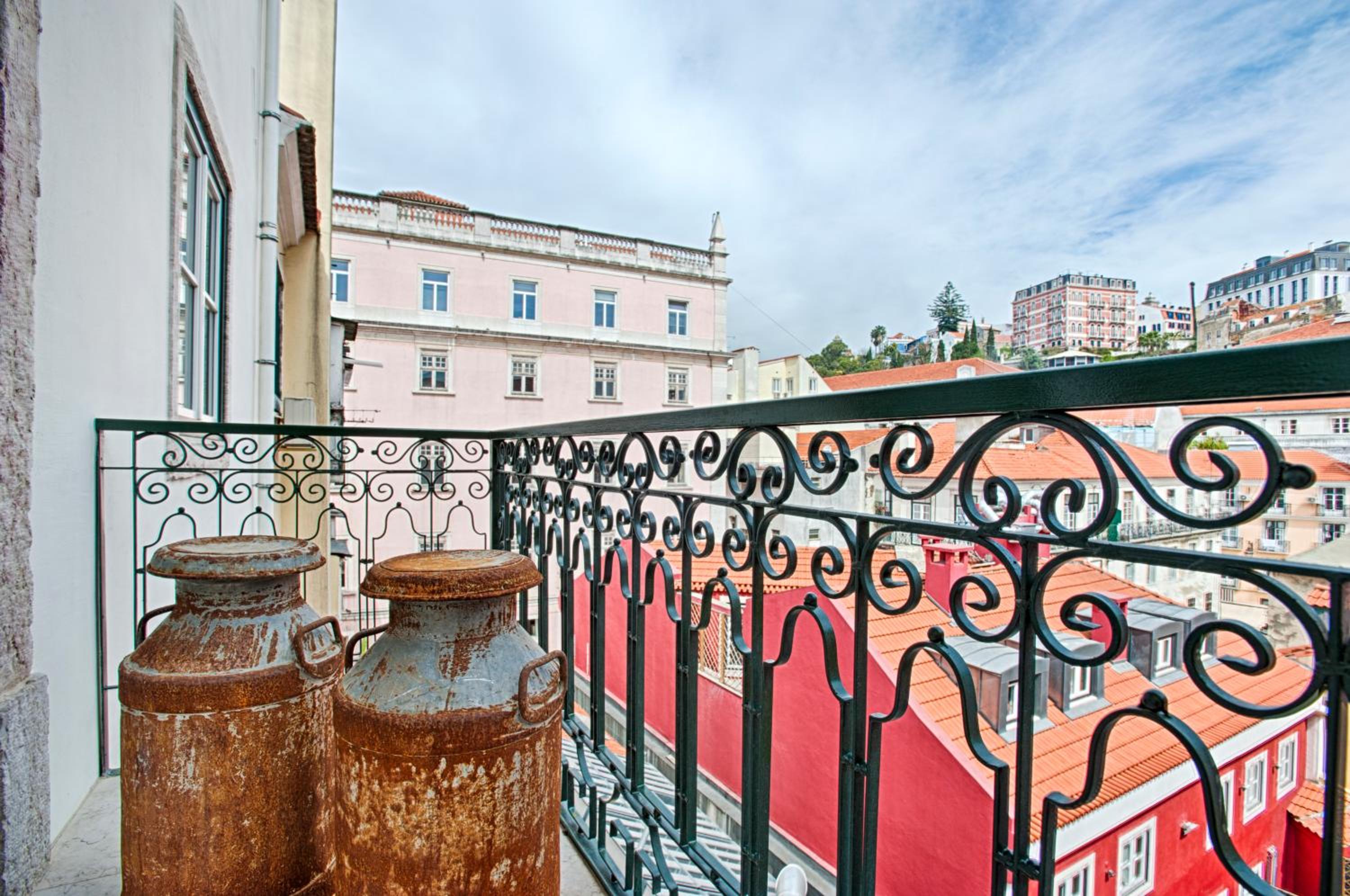 Libest Av. da Liberdade 1 - Restauradores view 4