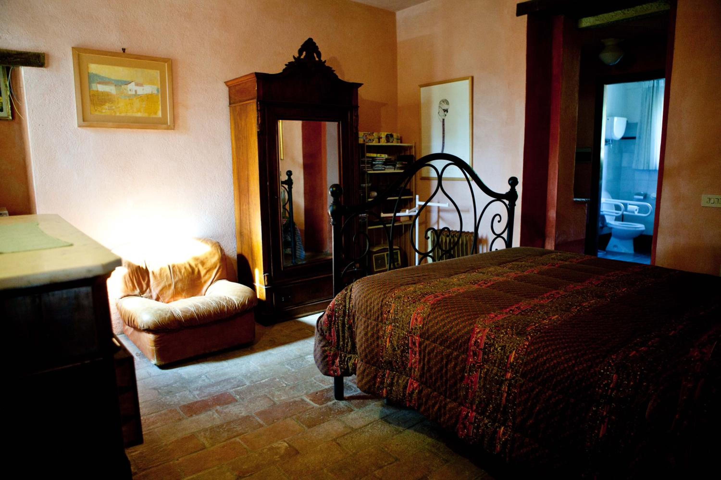 Photo 41