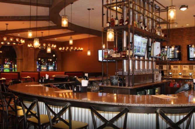 bar