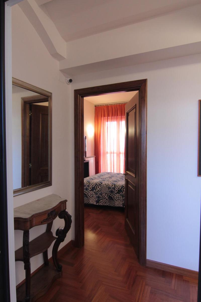 Francesco Suite view 3