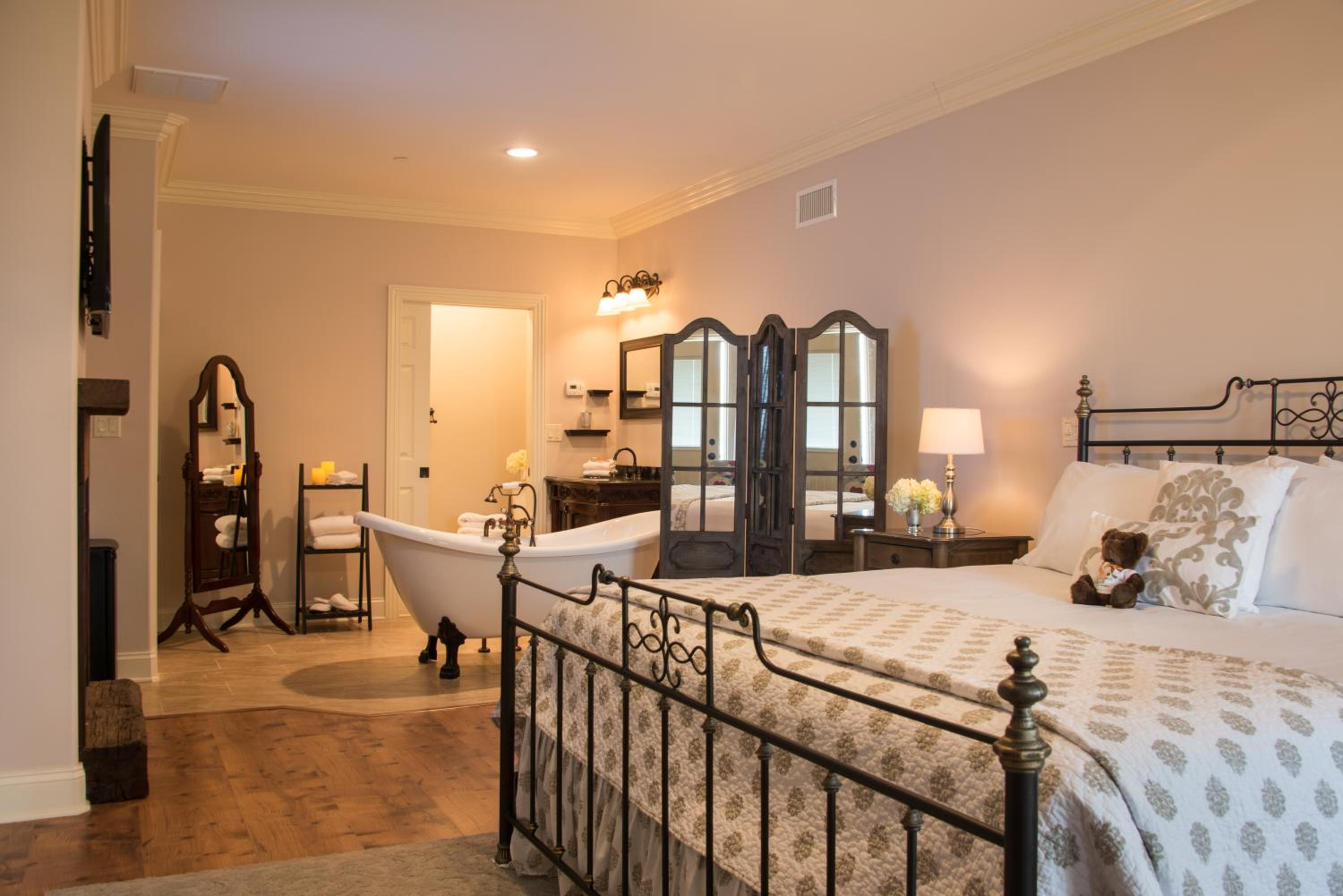 Caldwell House Bed and Breakfast view 5