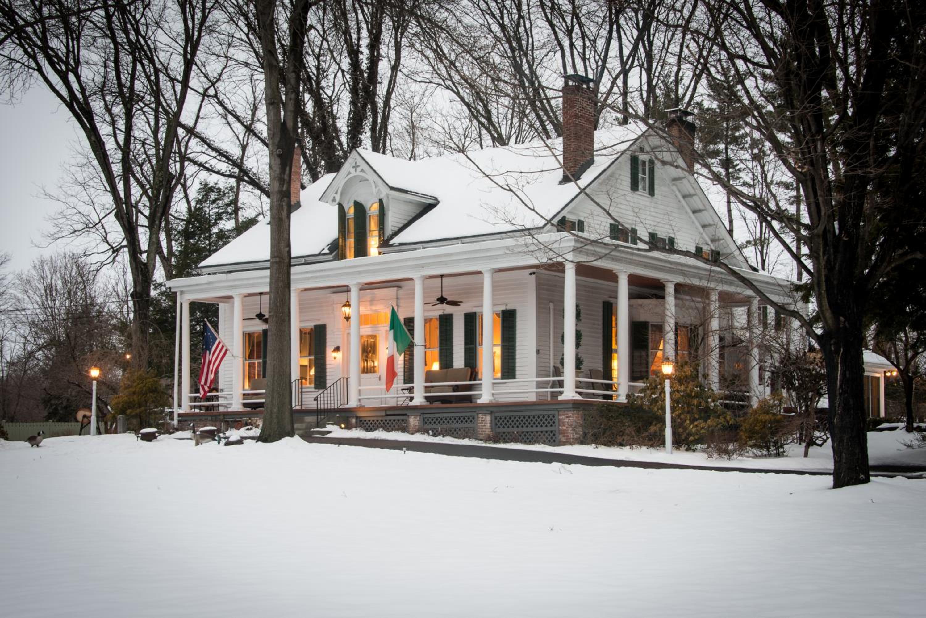Caldwell House Bed and Breakfast view 2