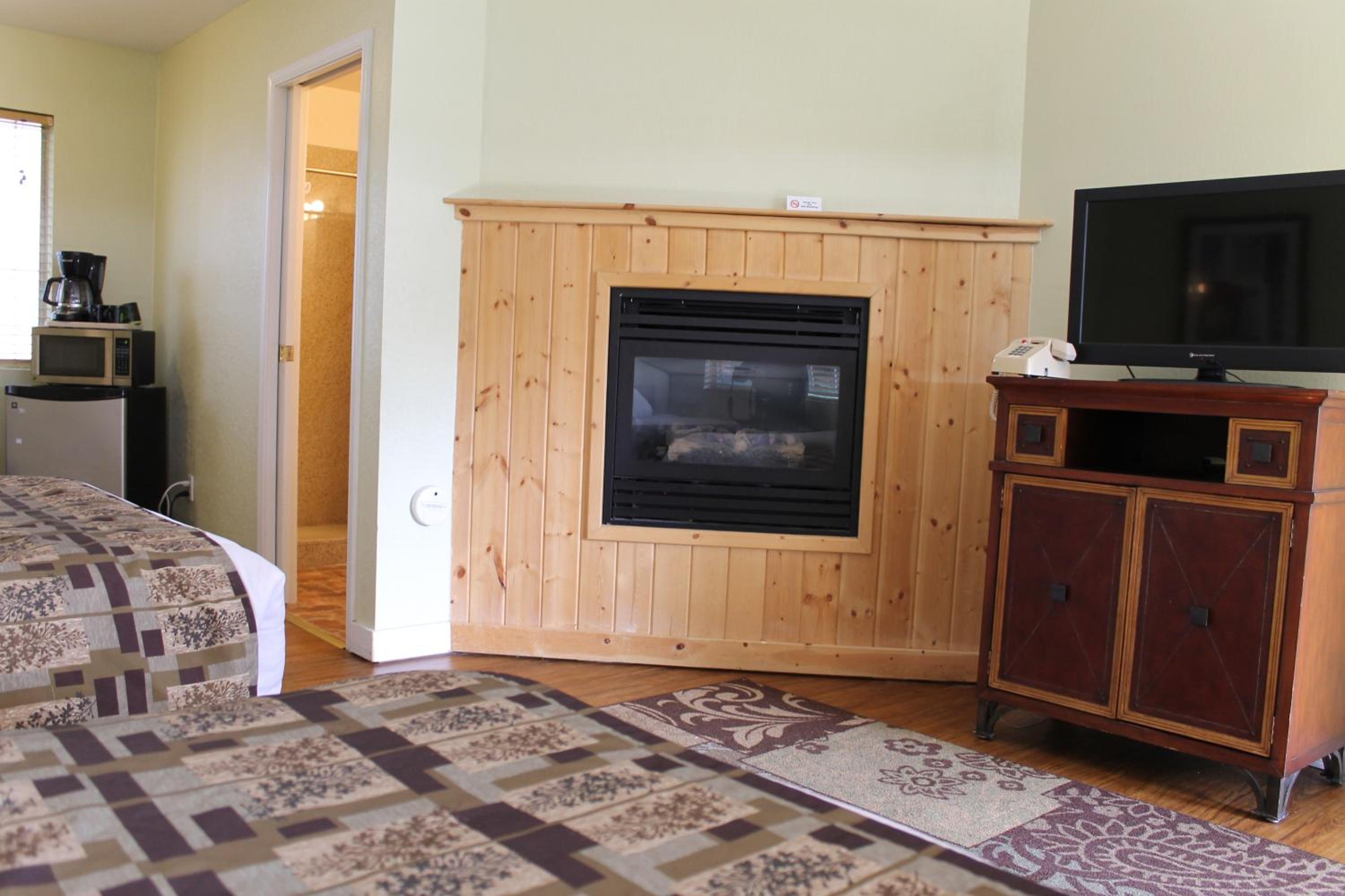Lake Tahoe Vacations - Big Pines Mountain House - Property Image 22