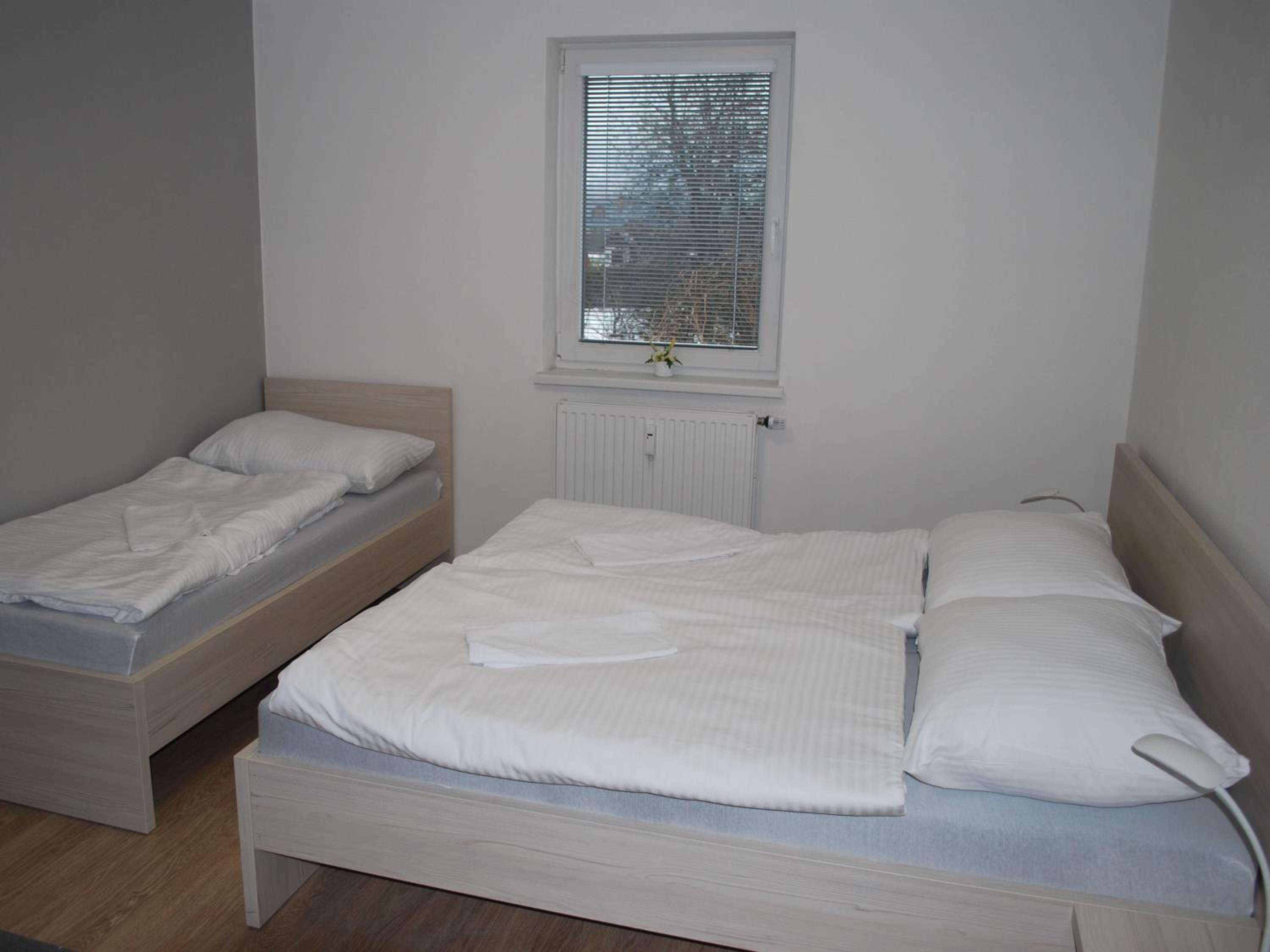 Photo 33