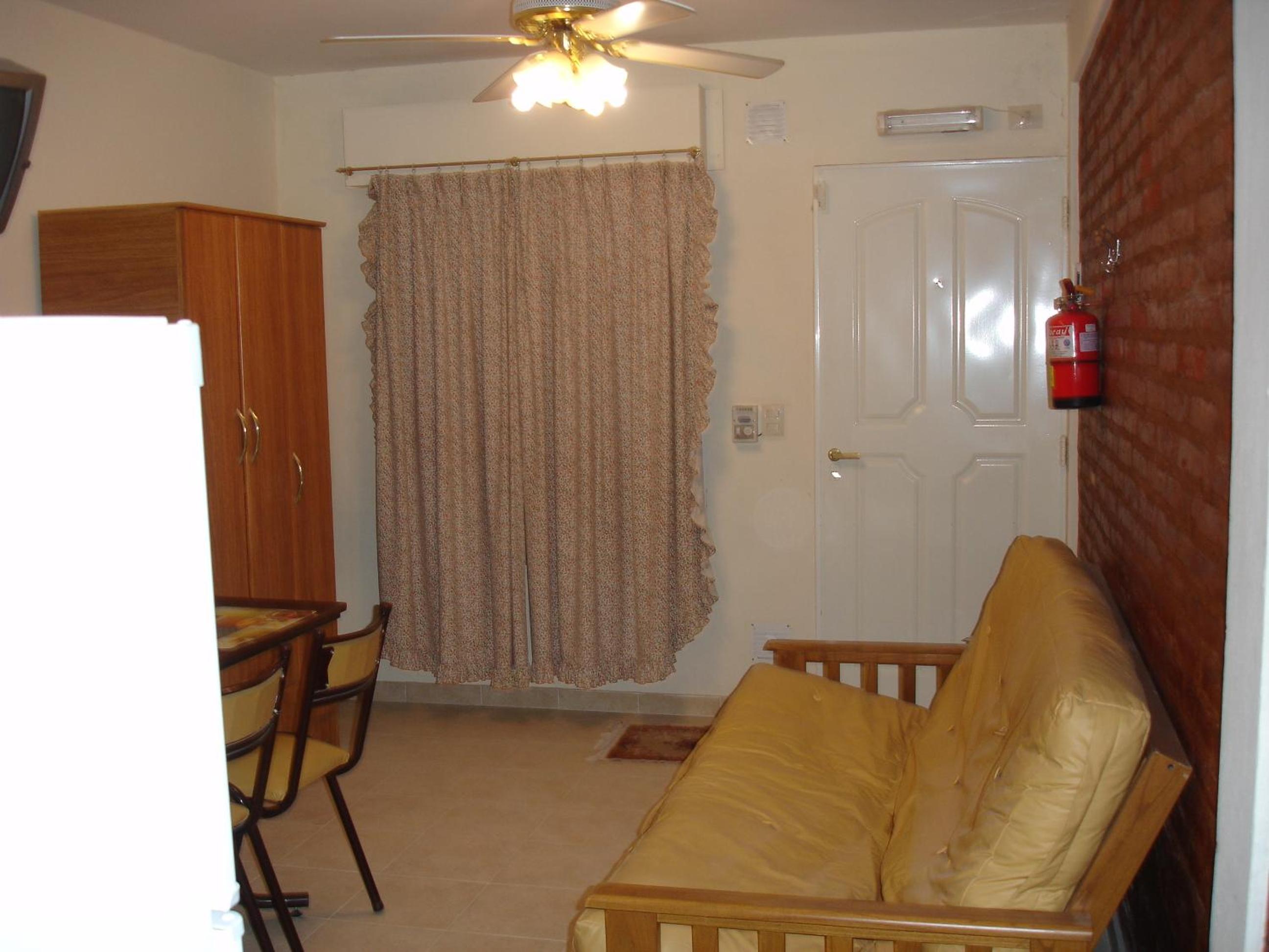 Glaniad Apartments