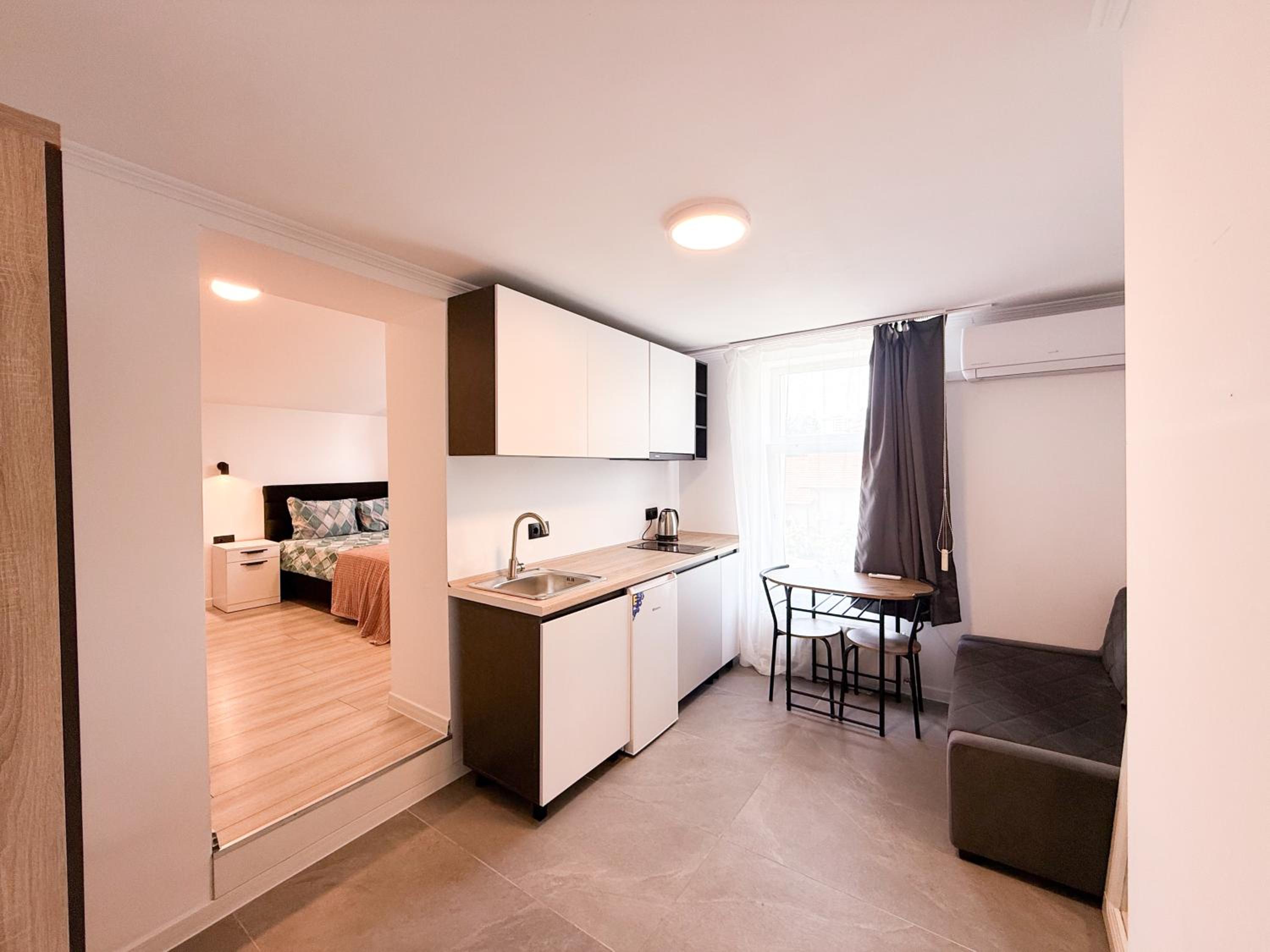 RentHouse Apart-Hotel Room #16