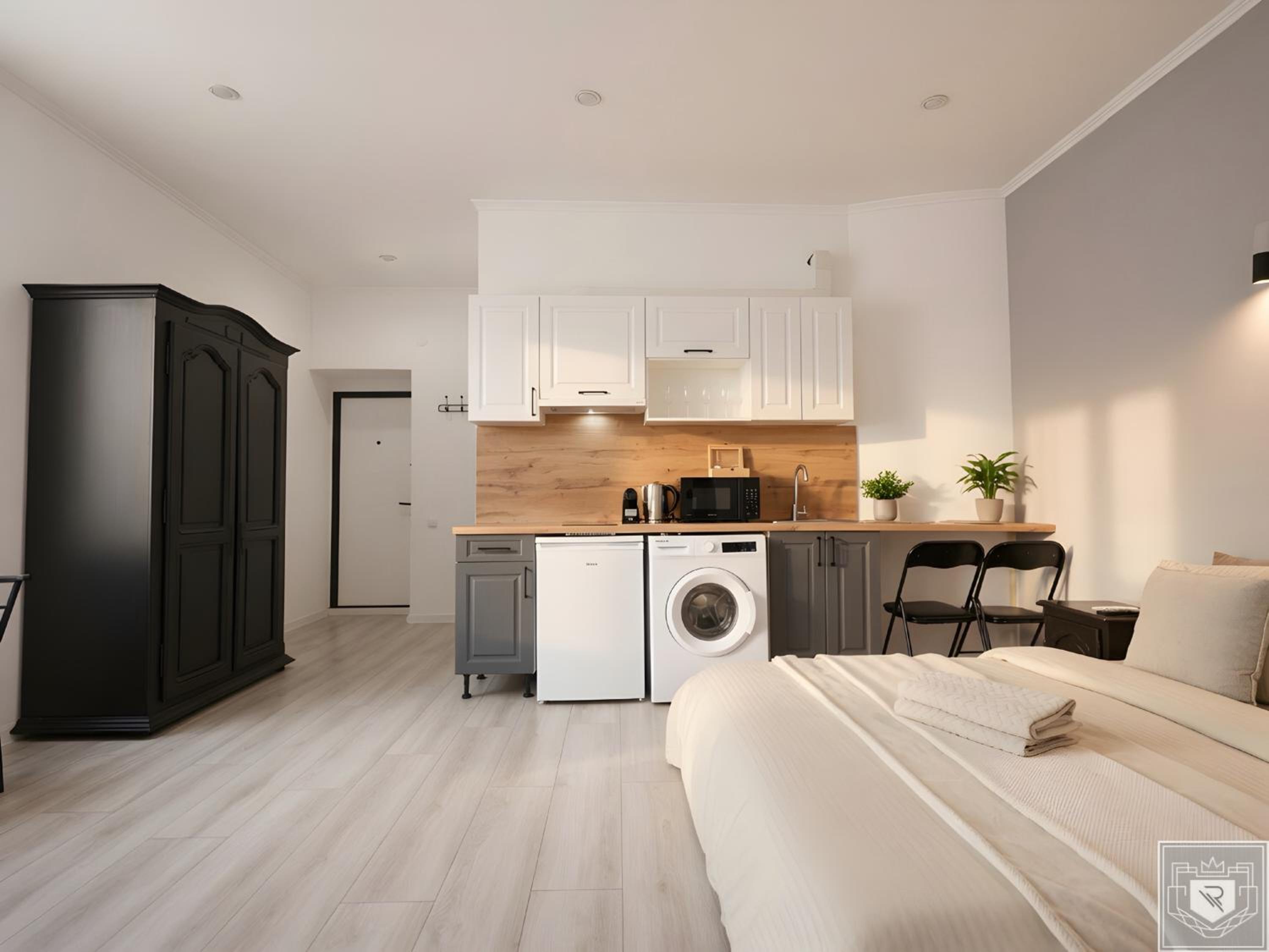 RentHouse Apart-Hotel Room #6